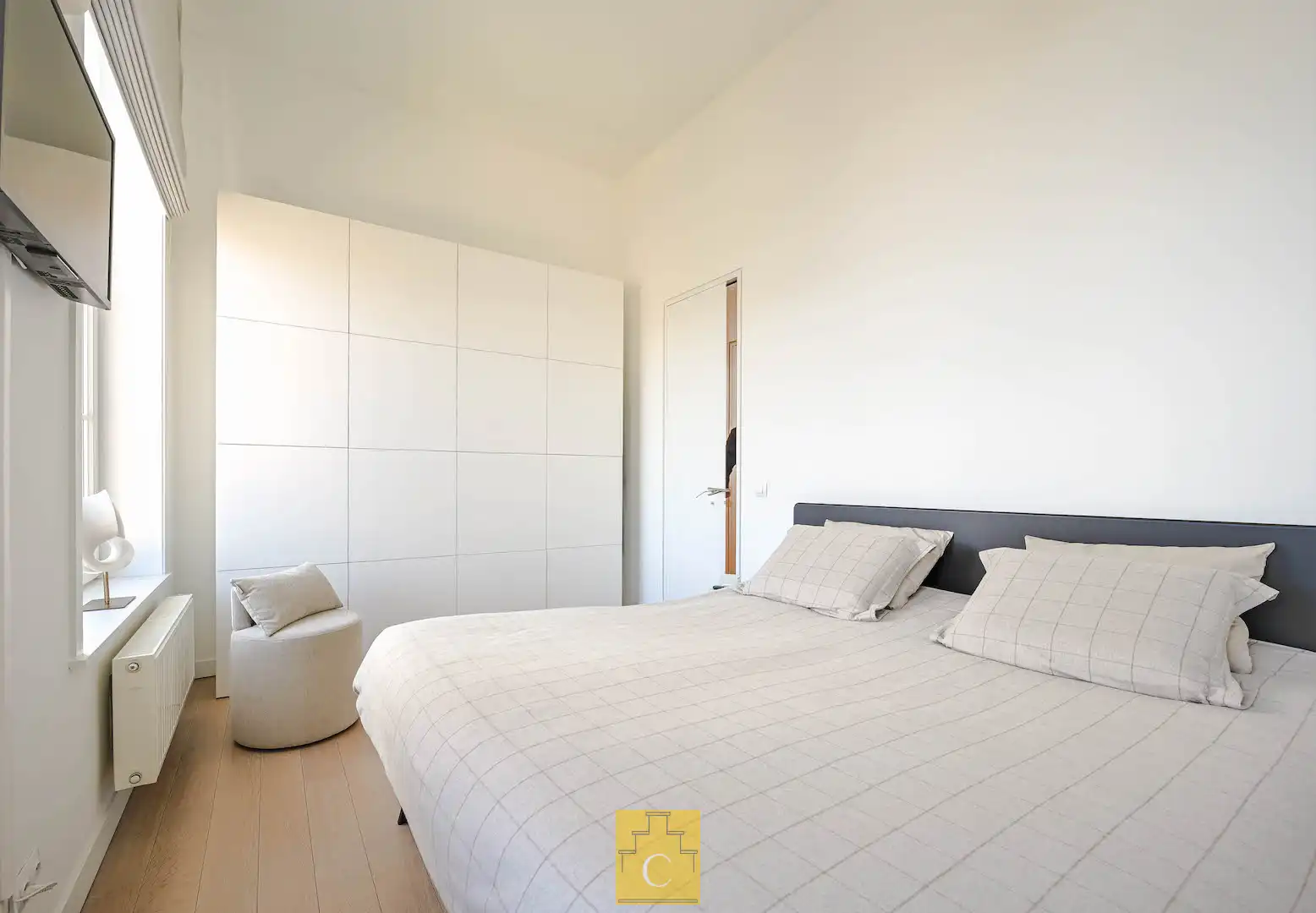 high-end afgewerkt appartement (112 m2) in 18e eeuws stadspaleis ‘Hof de Gros’, toplocatie bij Sint-Jakobskerk, met optionele aankoop parkeerplaats foto 16