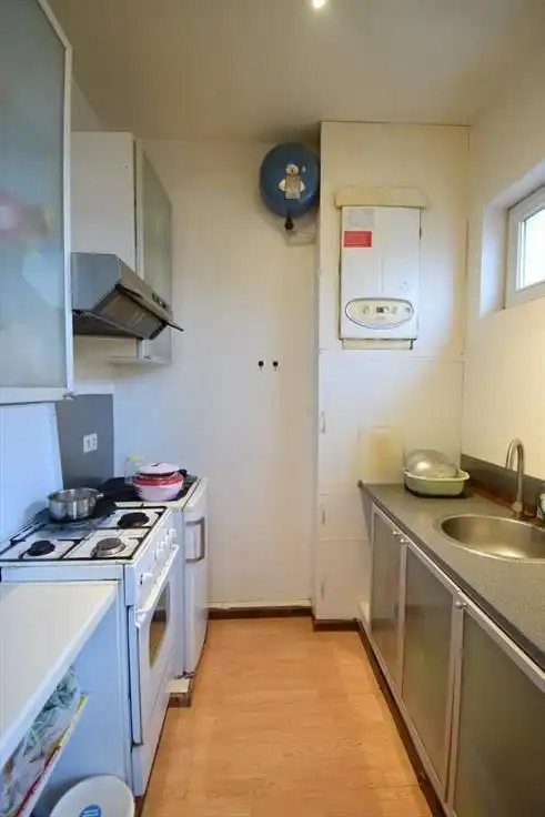 2 slaapkamer appartement vlakbij de Blaarmeersen foto 6