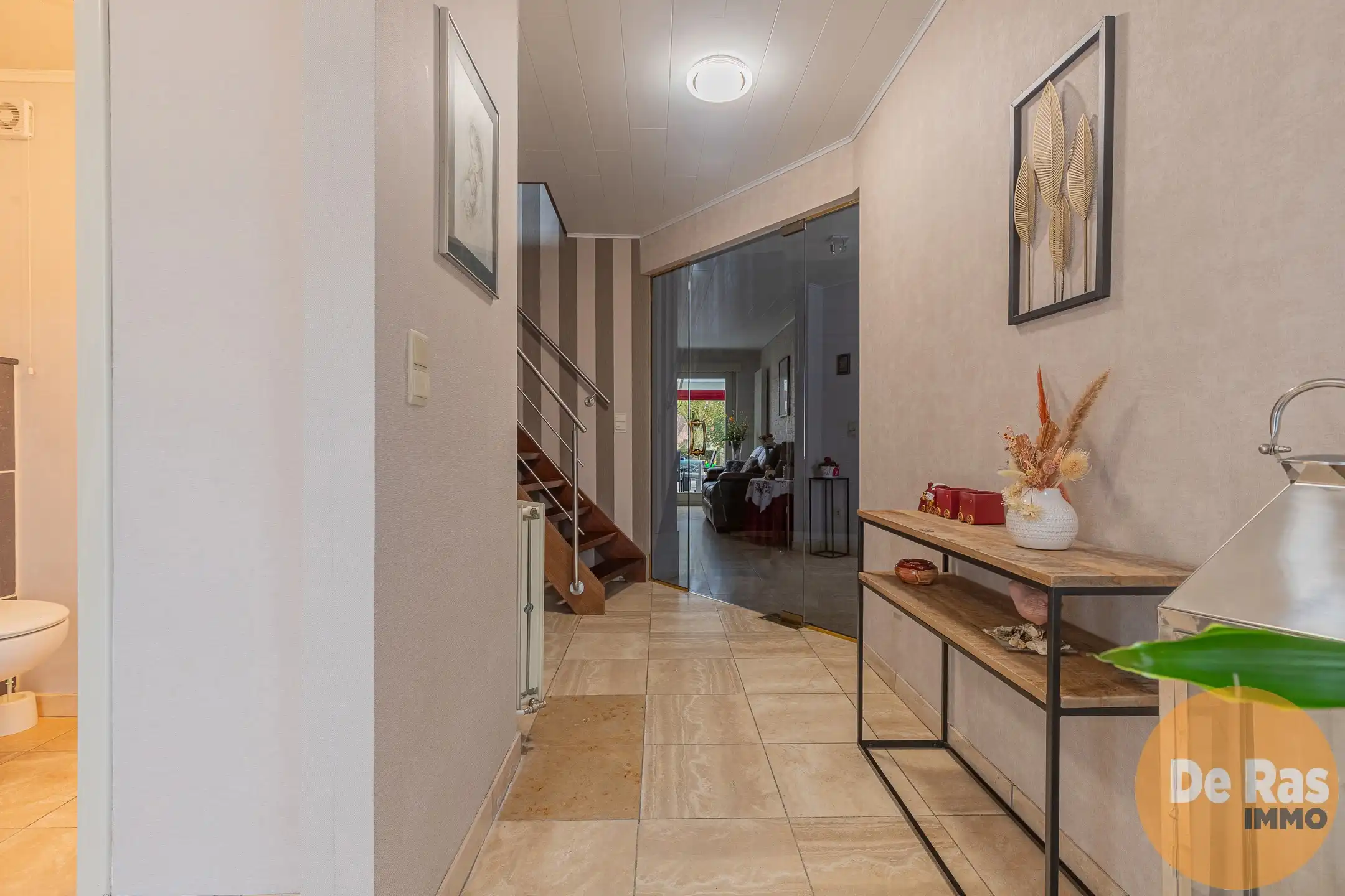 EREMBODEGEM - Gezinswoning met 3 slpk, garage en ruime tuin! foto 2