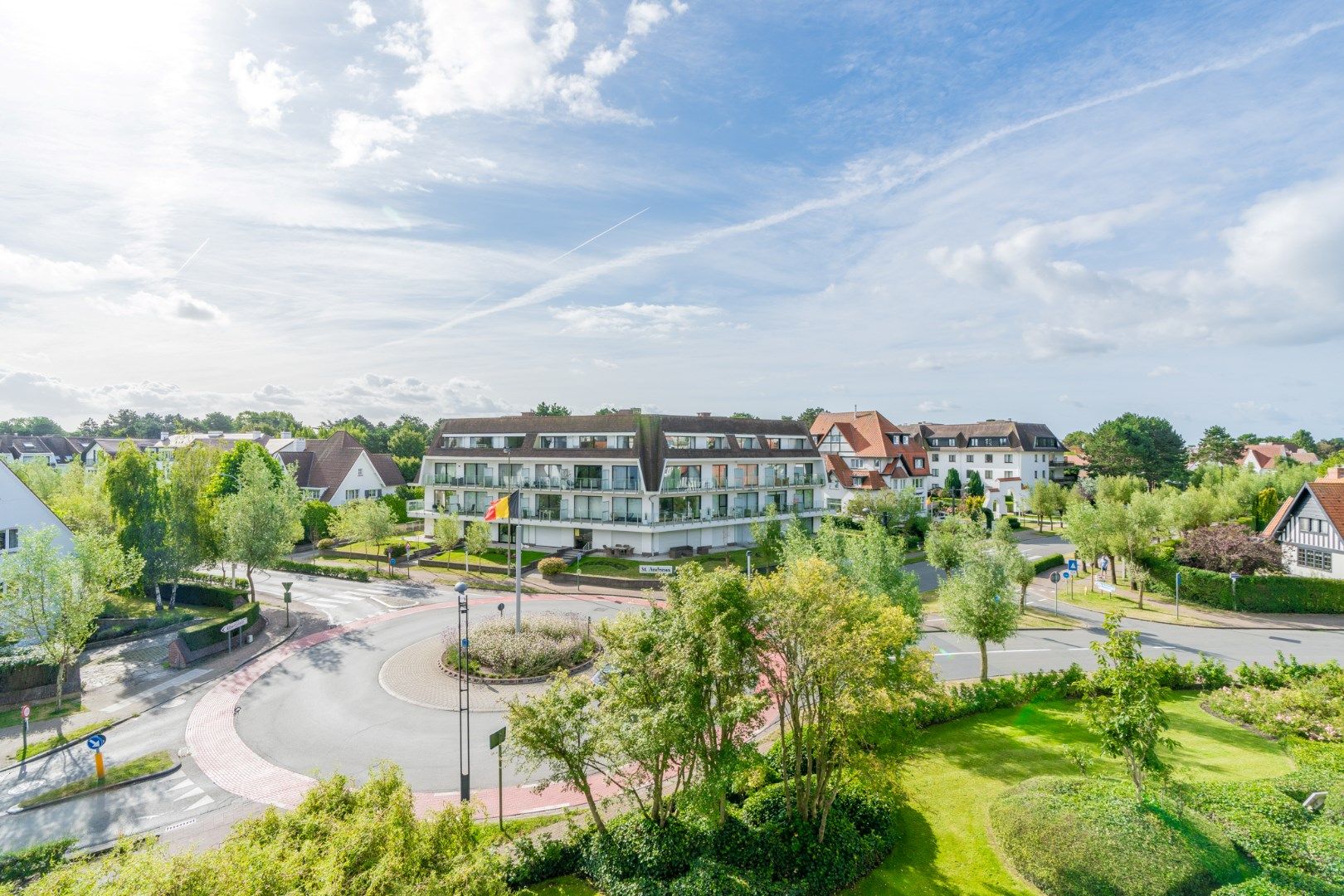 Luxueus gerenoveerde penthouse met groot zonneterras op wandelafstand van het Albertplein foto 24