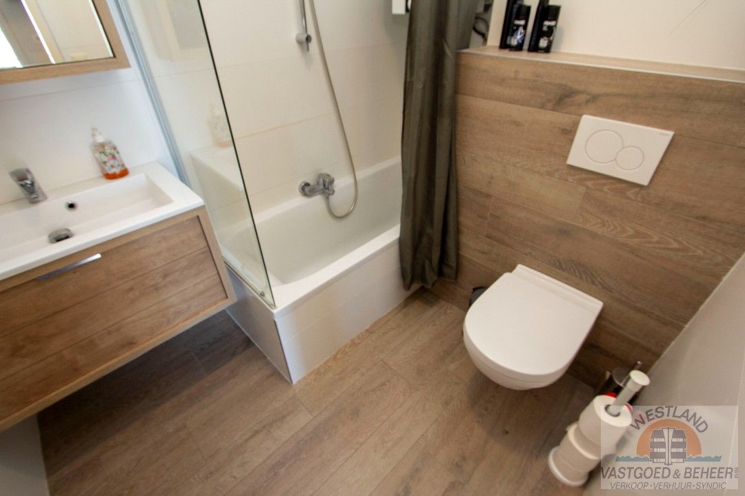 Instapklaar appartement met 1 slaapkamer en slaaphoek te koop in hartje Nieuwpoort-Bad foto 10