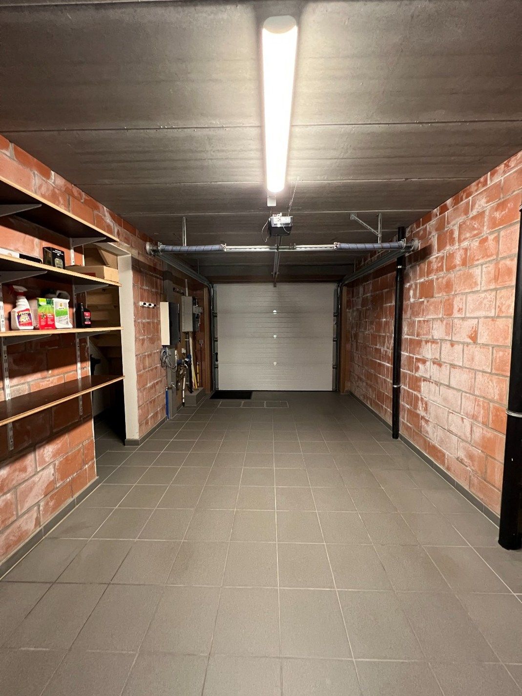 NIEUWBOUWWONING MET 3 SLAAPKAMERS, TUIN EN GARAGE IN ELVERDINGE foto 9