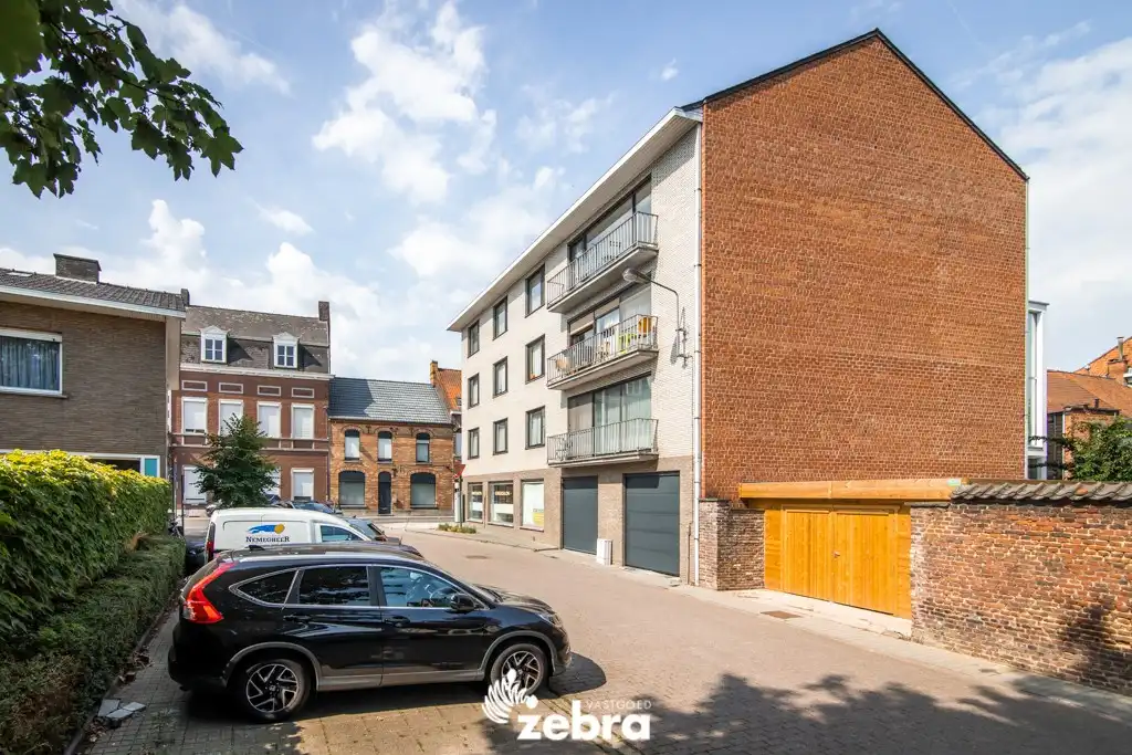 Goed onderhouden appartement met 3 slaapkamers in centrum Tielt! foto 21