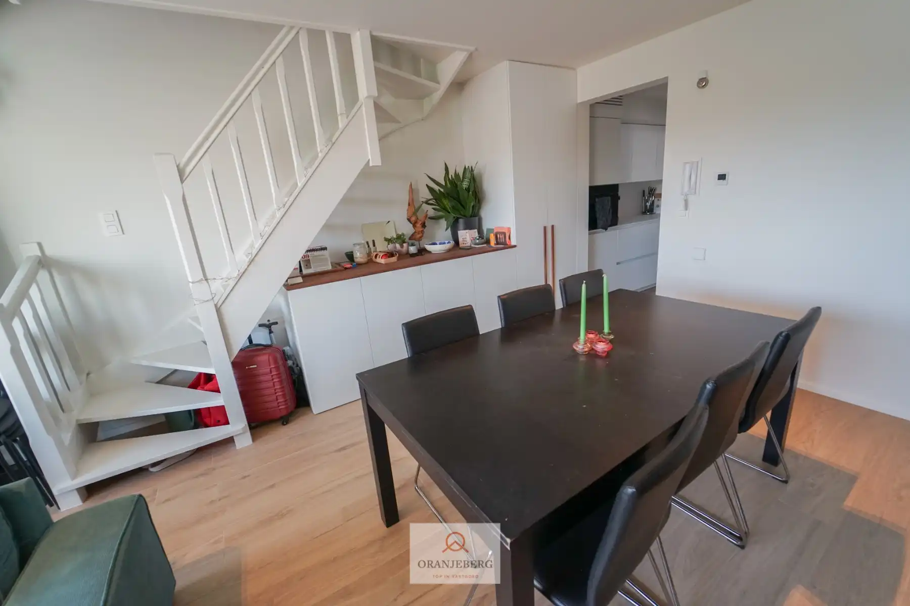 Instapklaar gerenoveerd duplex-app nabij Sint-Pietersstation! foto 7