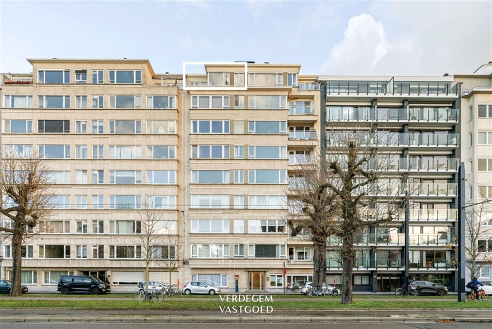 Wonen in het centrum van Gent: 2 slaapkamers, terras en kelderberging foto {{pictureIndex}}