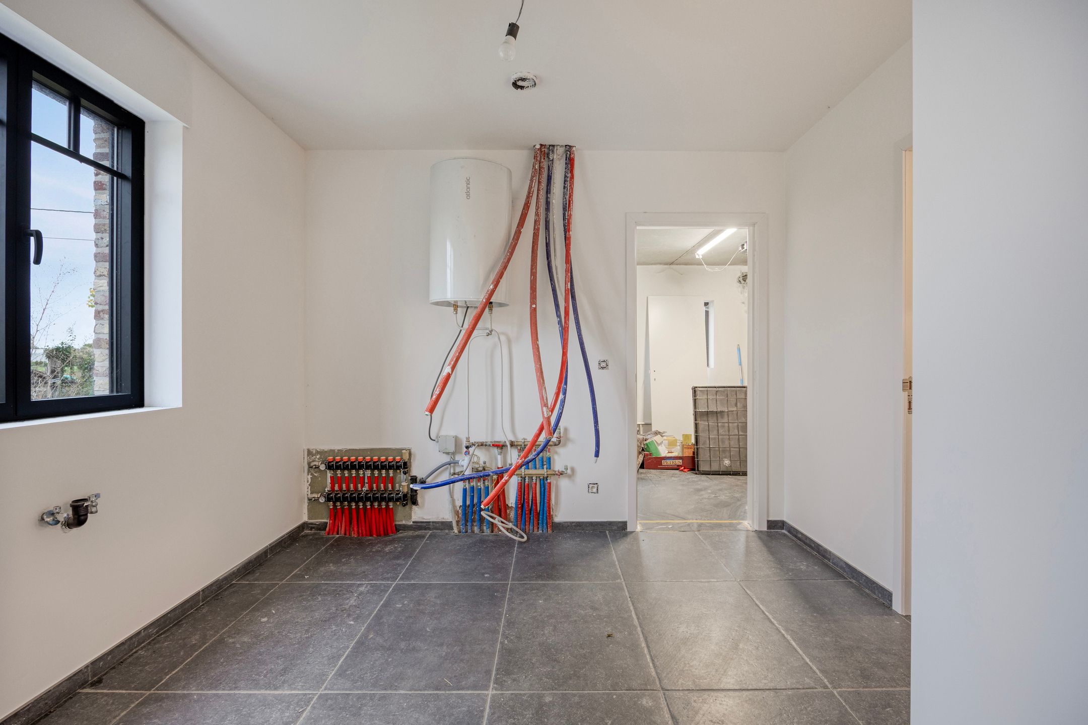 🏡 Nieuwbouwwoning met 4 gevels te koop foto 9