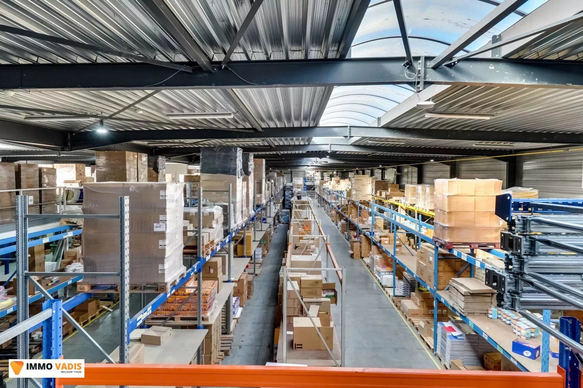 Industrieel gebouw 1500 m² op strategische locatie foto 6