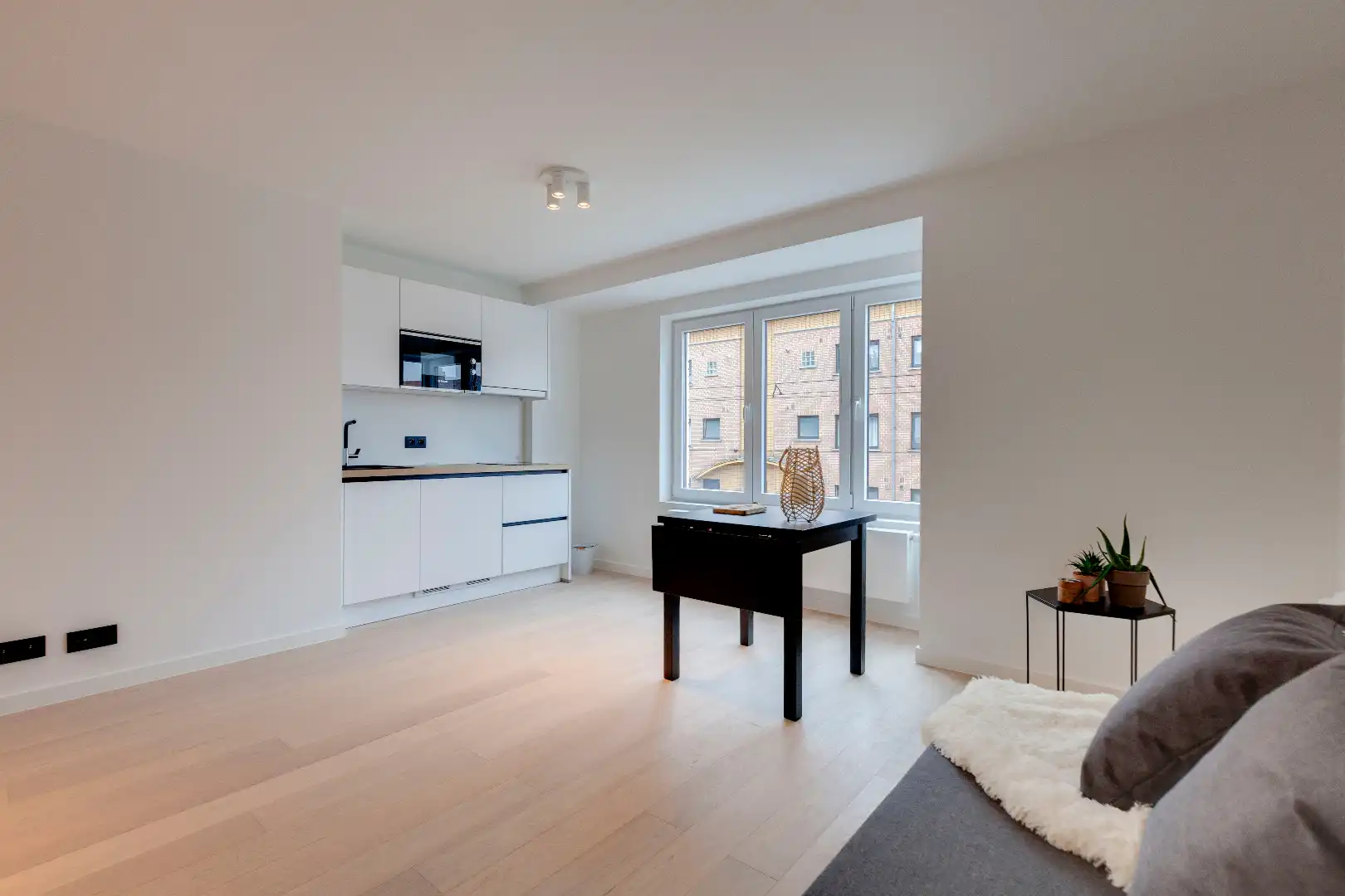  Gerenoveerde studio nabij het UZ Gent (550 euro ) foto 7
