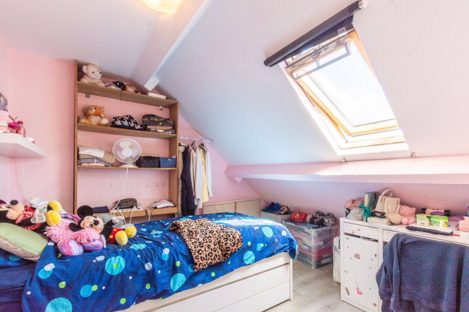 RUSTIG GELEGEN WONING MET 3 SLAAPKAMERS ! foto 14