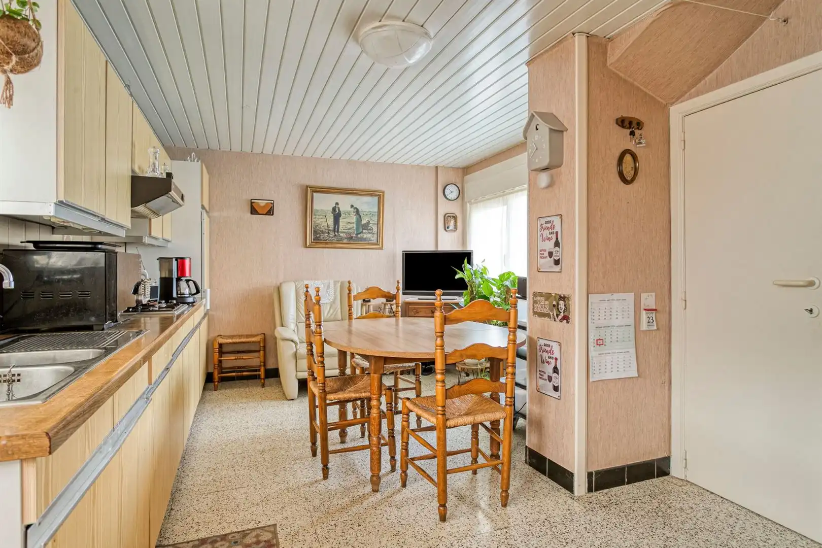 Te renoveren woning te Heurne foto 9