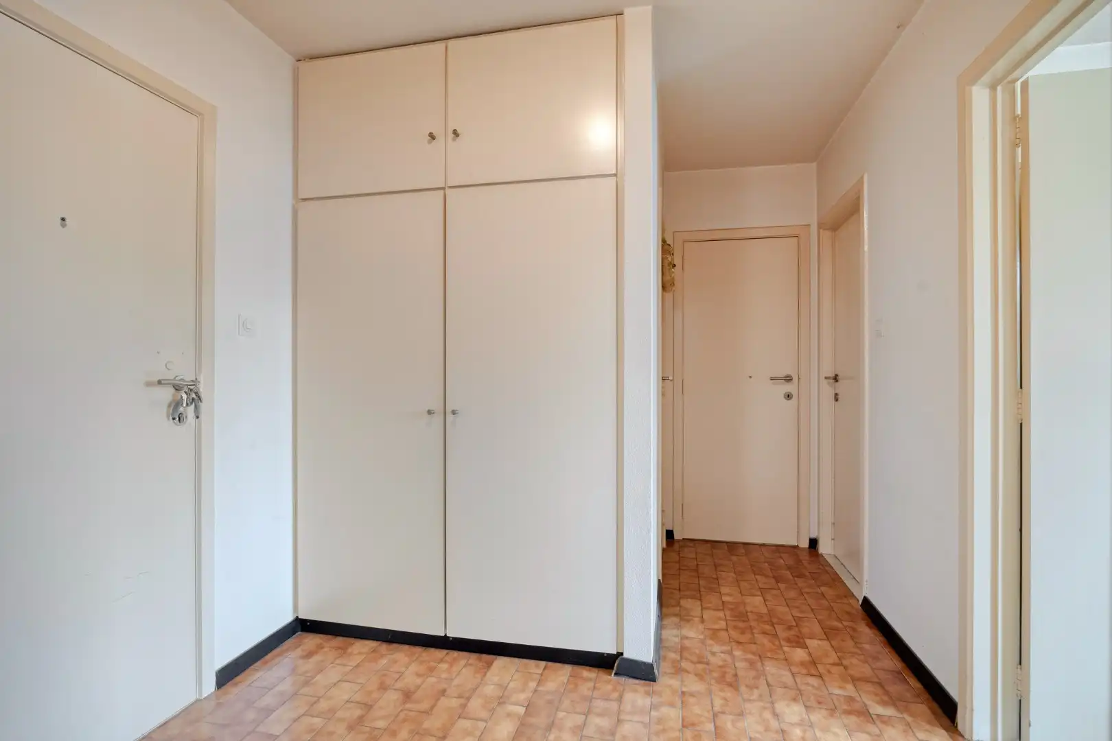 1-slaapkamerappartement met terras en private kelderberging in Linden! - EPC 133 kWh/m² - bewoonbare opp. 69m² foto 4