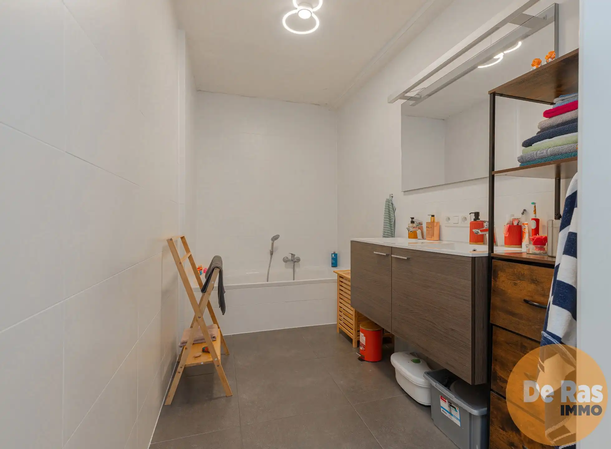 KERKSKEN -  Zeer ruim en luxueus gelijkvloers appartement foto 16