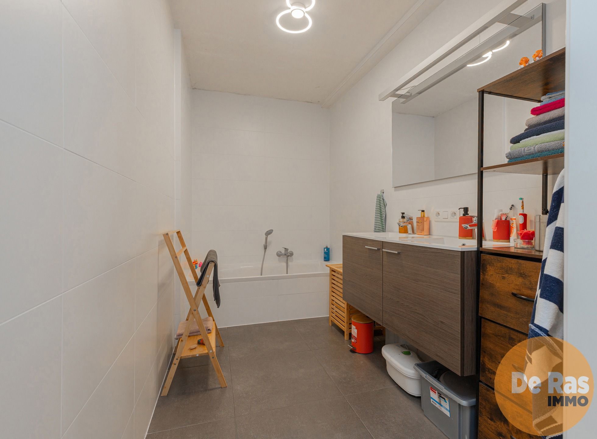 KERKSKEN -  Zeer ruim en luxueus gelijkvloers appartement foto 16