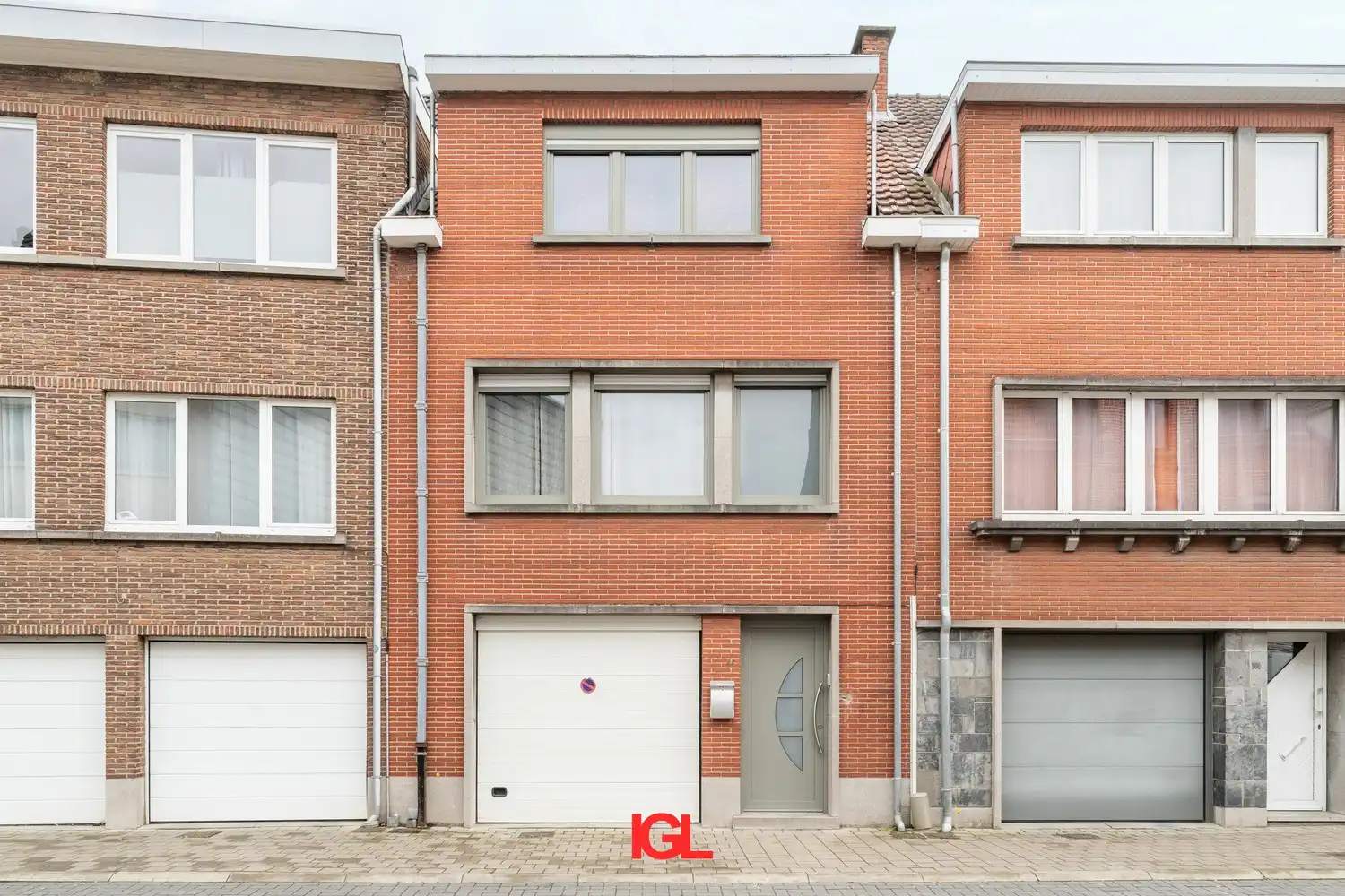 Ruime en instapklare bel-étagewoning te Ruisbroek foto {{pictureIndex}}