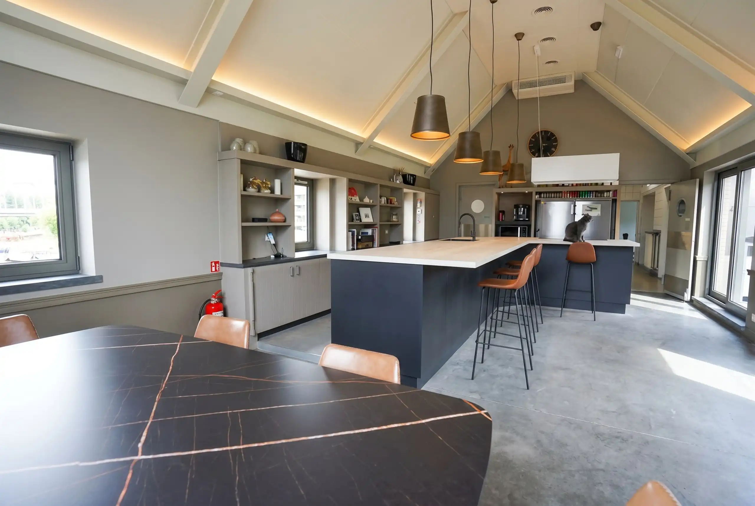 Onweerstaanbare loft met zicht op het water! foto 11