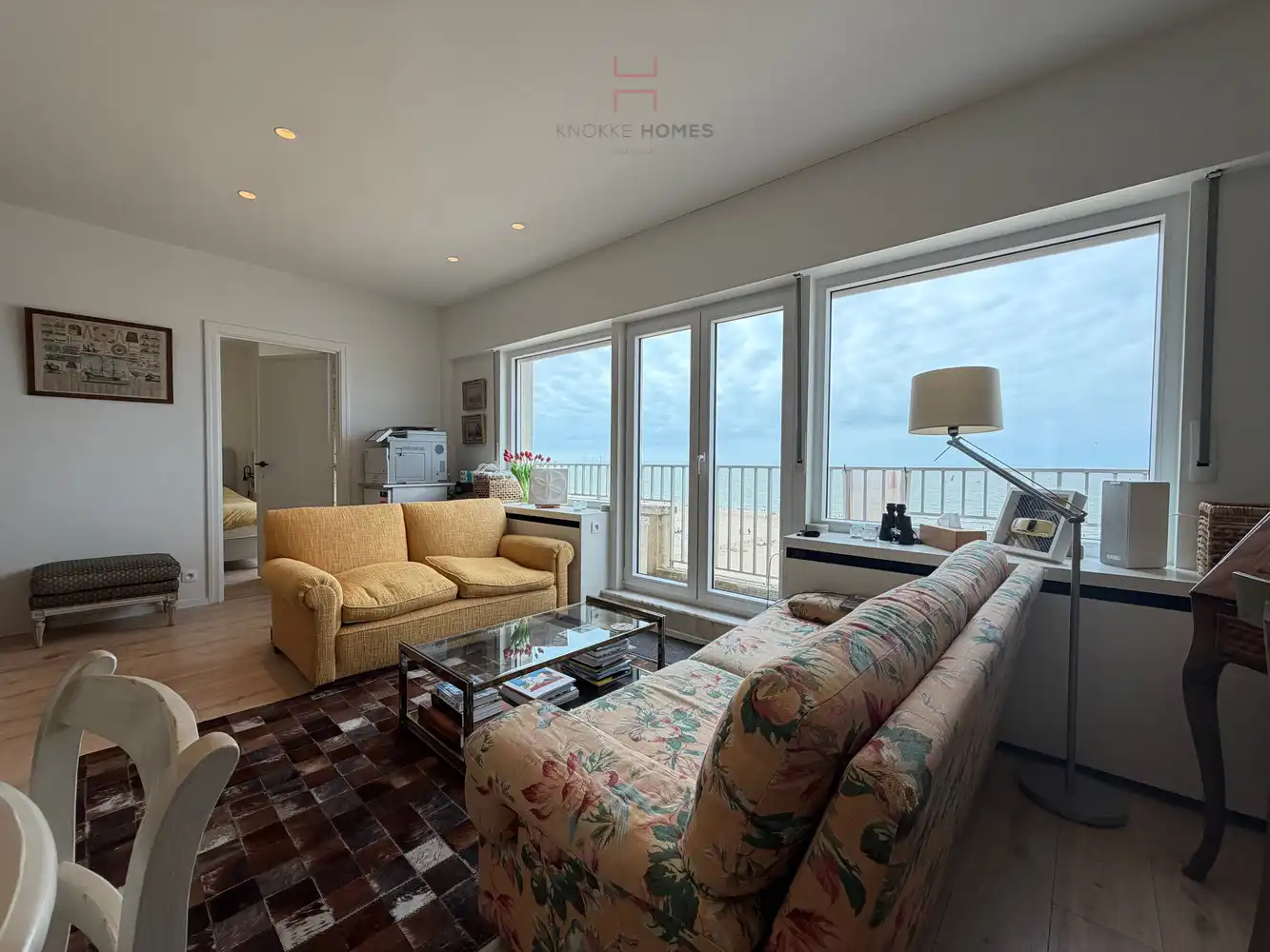 Gerenoveerd appartement op de zeedijk aan het Albertstrand foto 2