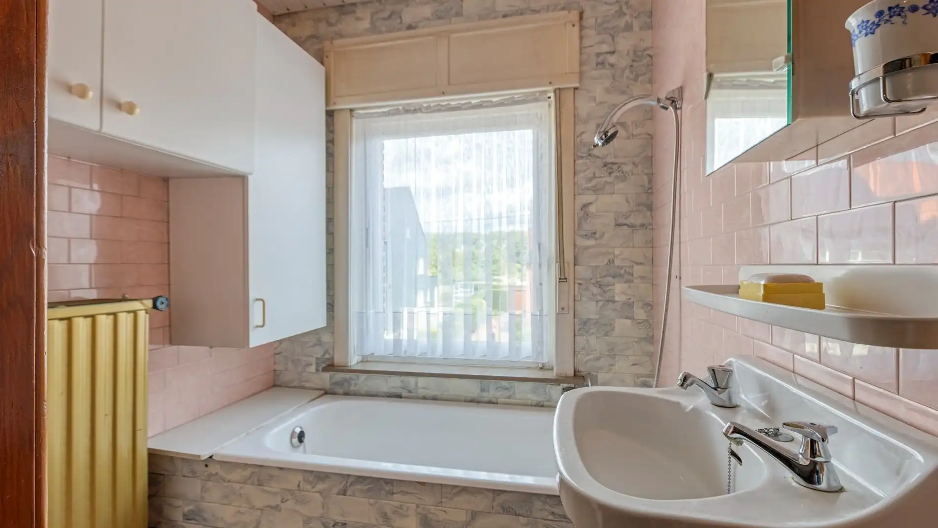Mooi gelegen woning met 3 slpks en ruim bijgebouw op 9,2a te Aarschot foto 9