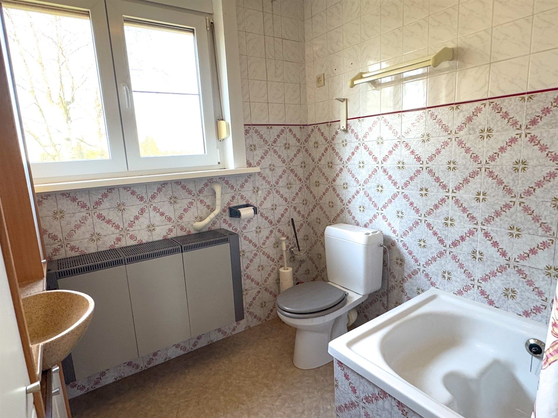 Bel-etagewoning met 3 slaapkamers, ruime garage en Zuid tuin foto 11
