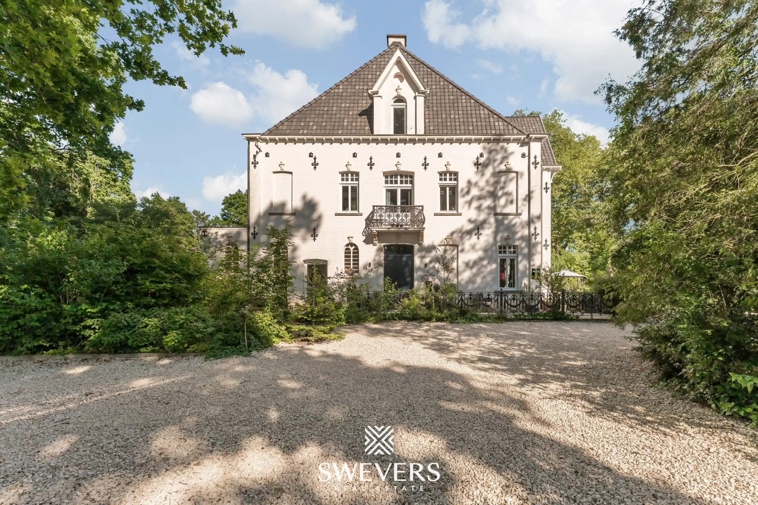 Belle-Epoque parel met 5 slpk in een park op 7.133m² foto 48