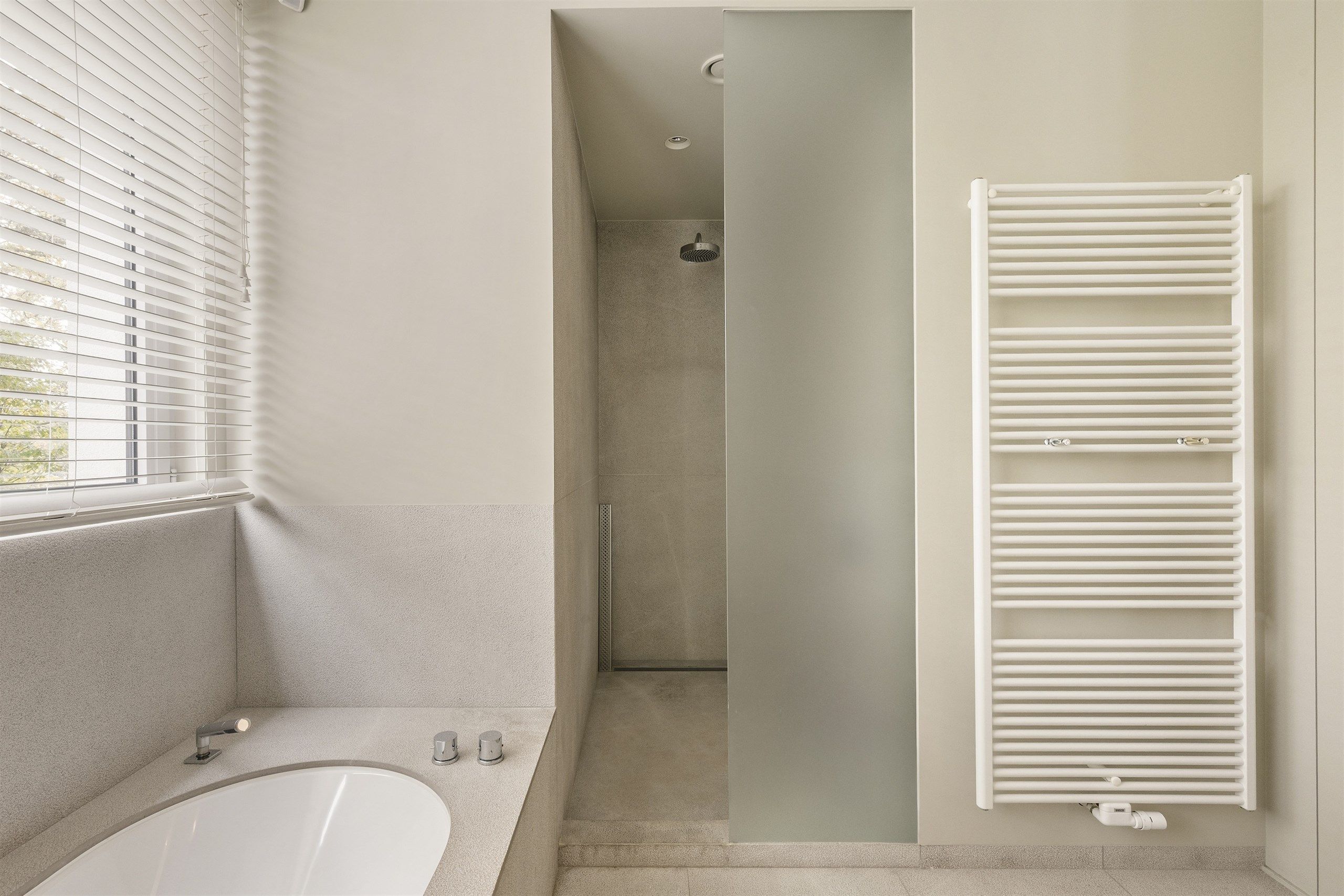 Machtig, prachtig luxe appartement met frontaal Leiezicht! foto 26