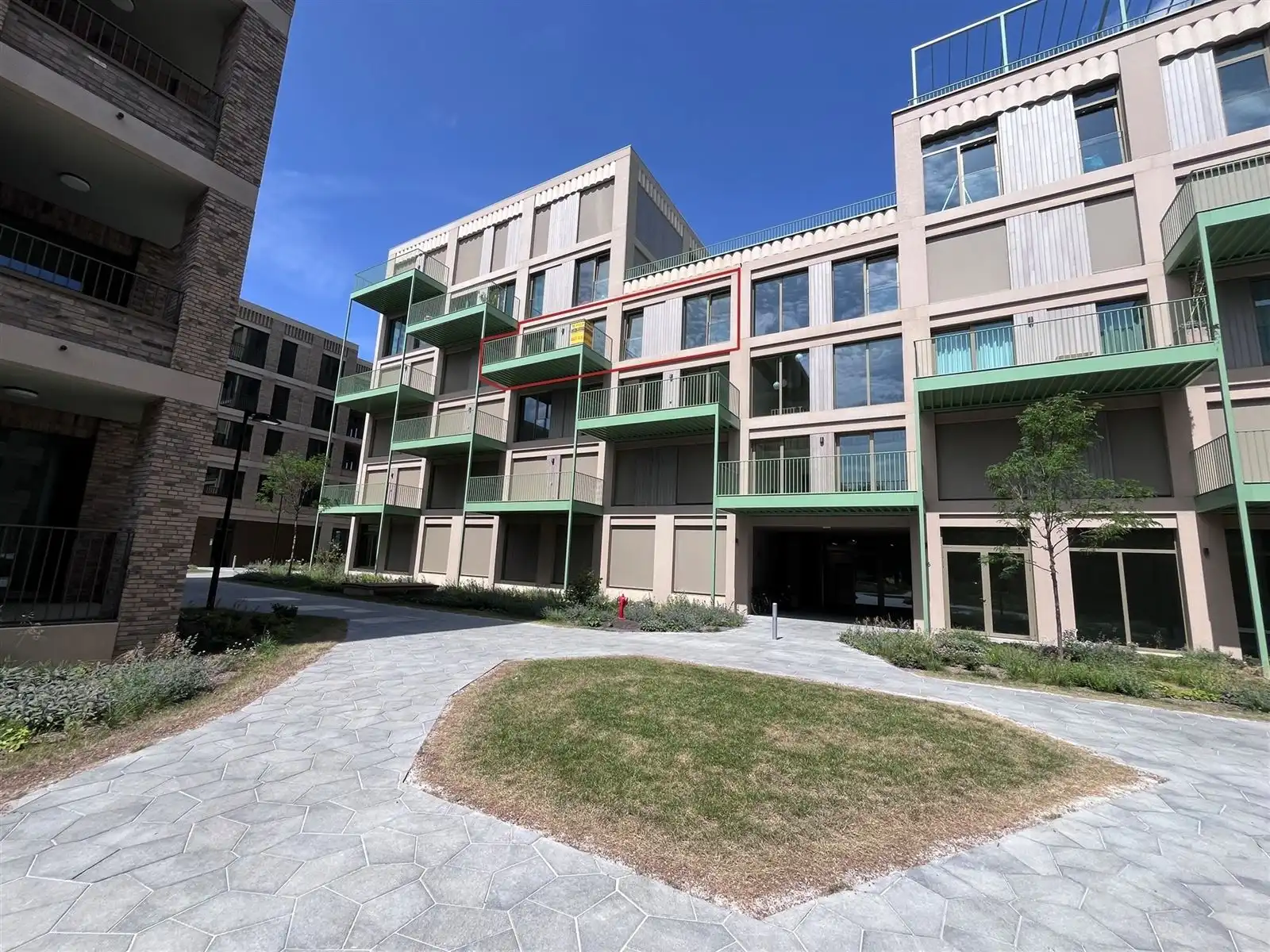 Appartement foto {{pictureIndex}}