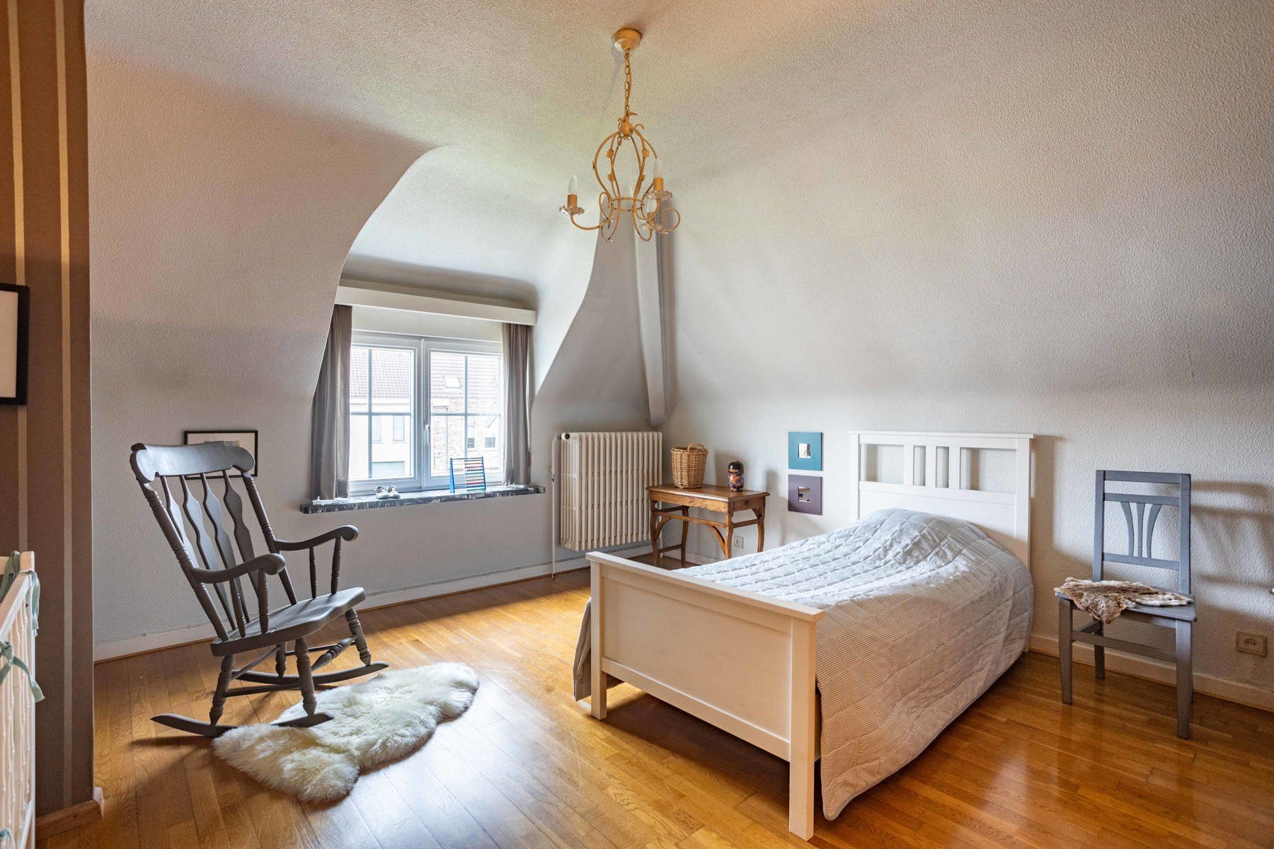 Riante Villa met 5 slpk en praktijkruimte op 1100m² foto 19