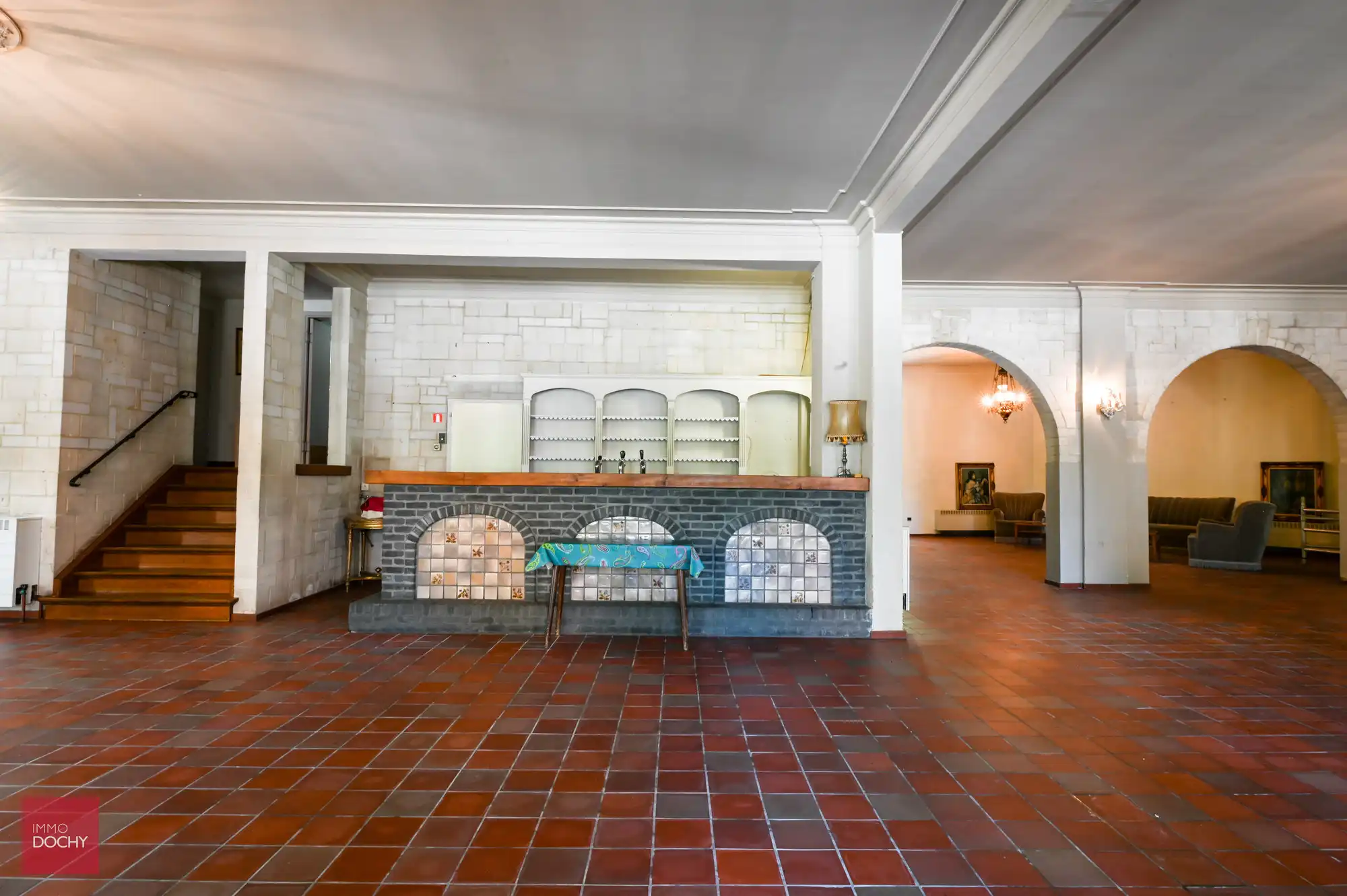 Landelijk en rustig gelegen handelscomplex met woonst foto 15