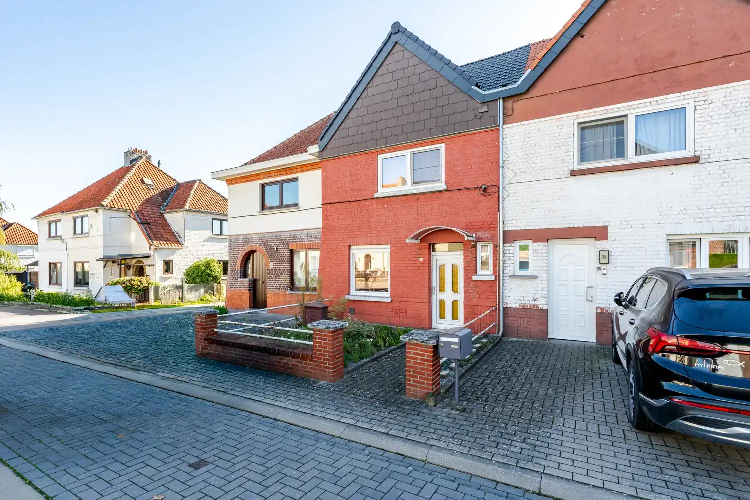 Renovatieproject: Rijwoning met 2 slaapkamers en oostgerichte koer in rustige woonwijk te Sint-Pieters-Leeuw foto 15