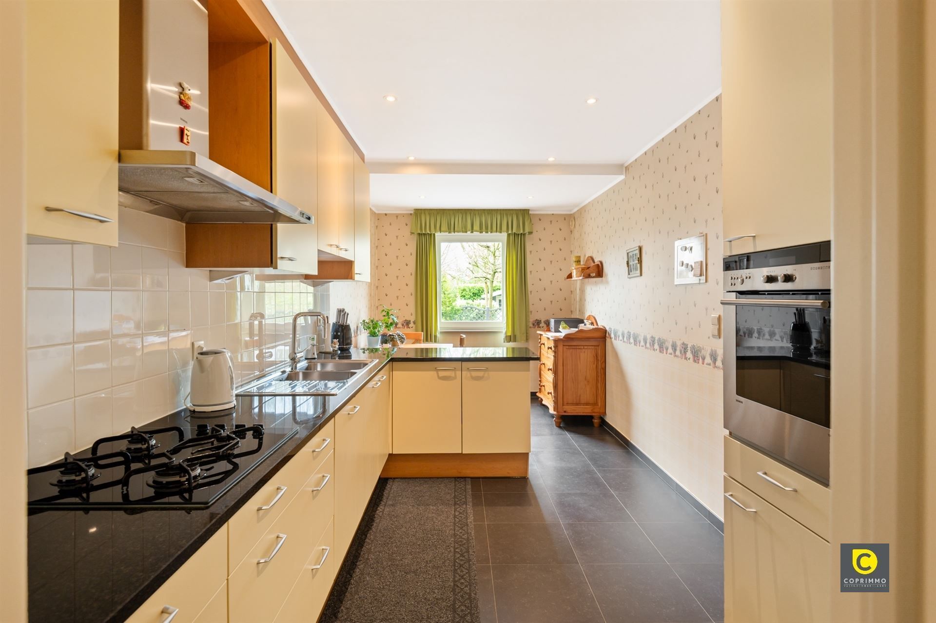 Duplex gelijkvloers app met 4 slpks, 2 bdks en tuin foto 3