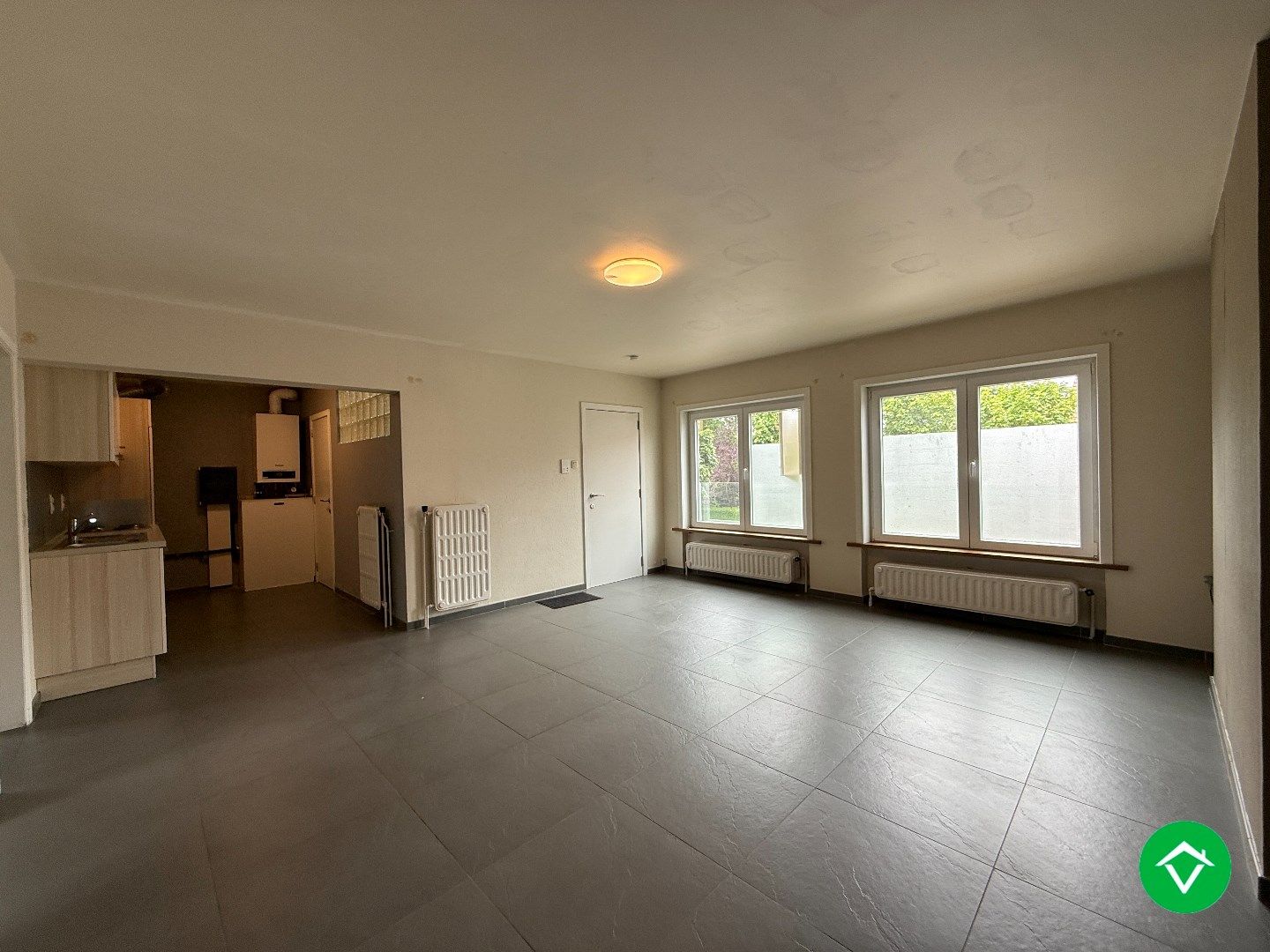 Appartement met twee slaapkamers te Wervik  foto 4
