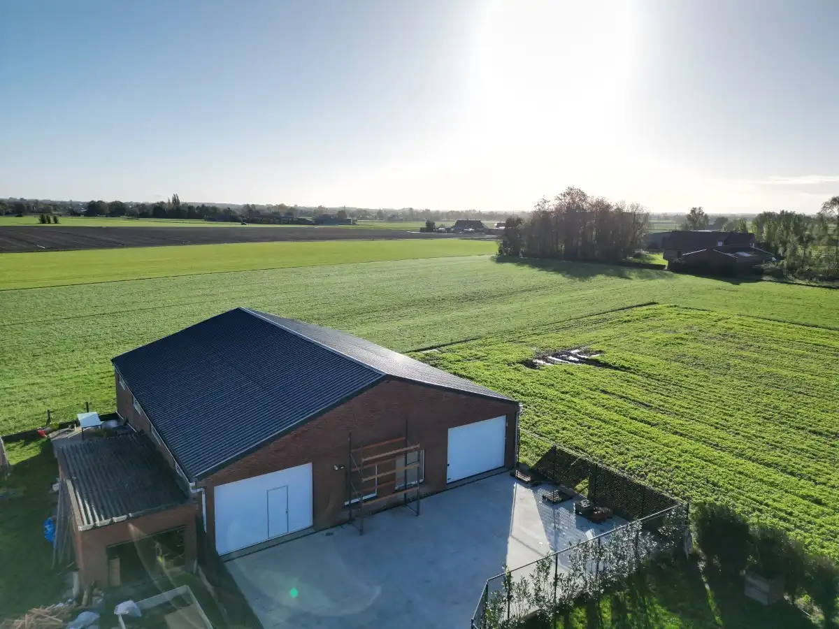 Hoofdfoto van de publicatie: Ledegem - Instapklare woning met ruime loods
