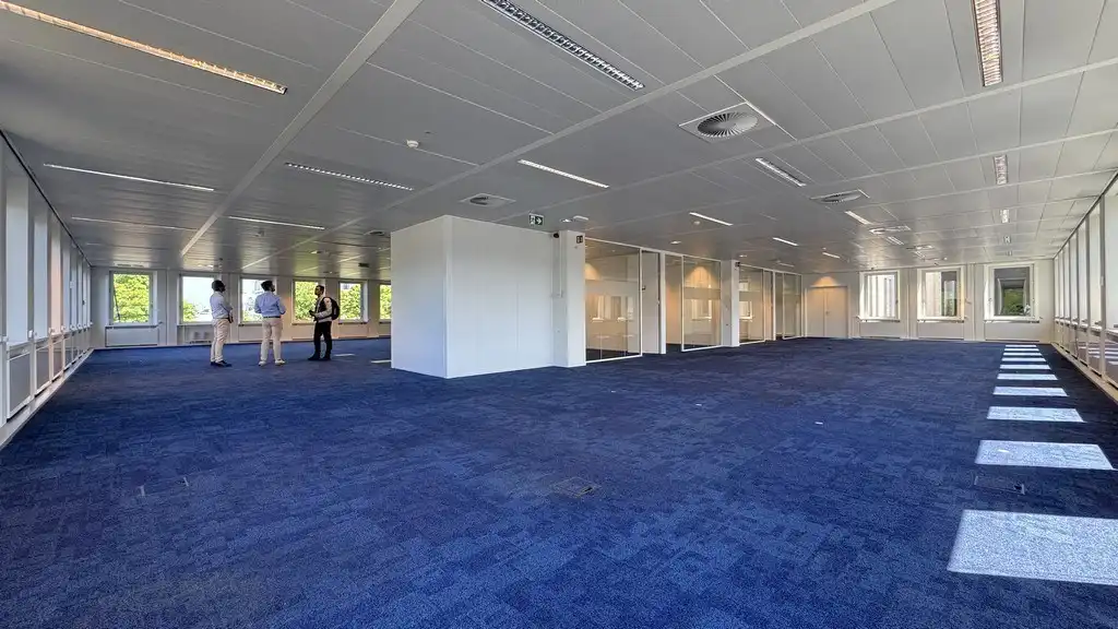 Instapklare kantoren te huur vlakbij E19 in Kontich foto 20
