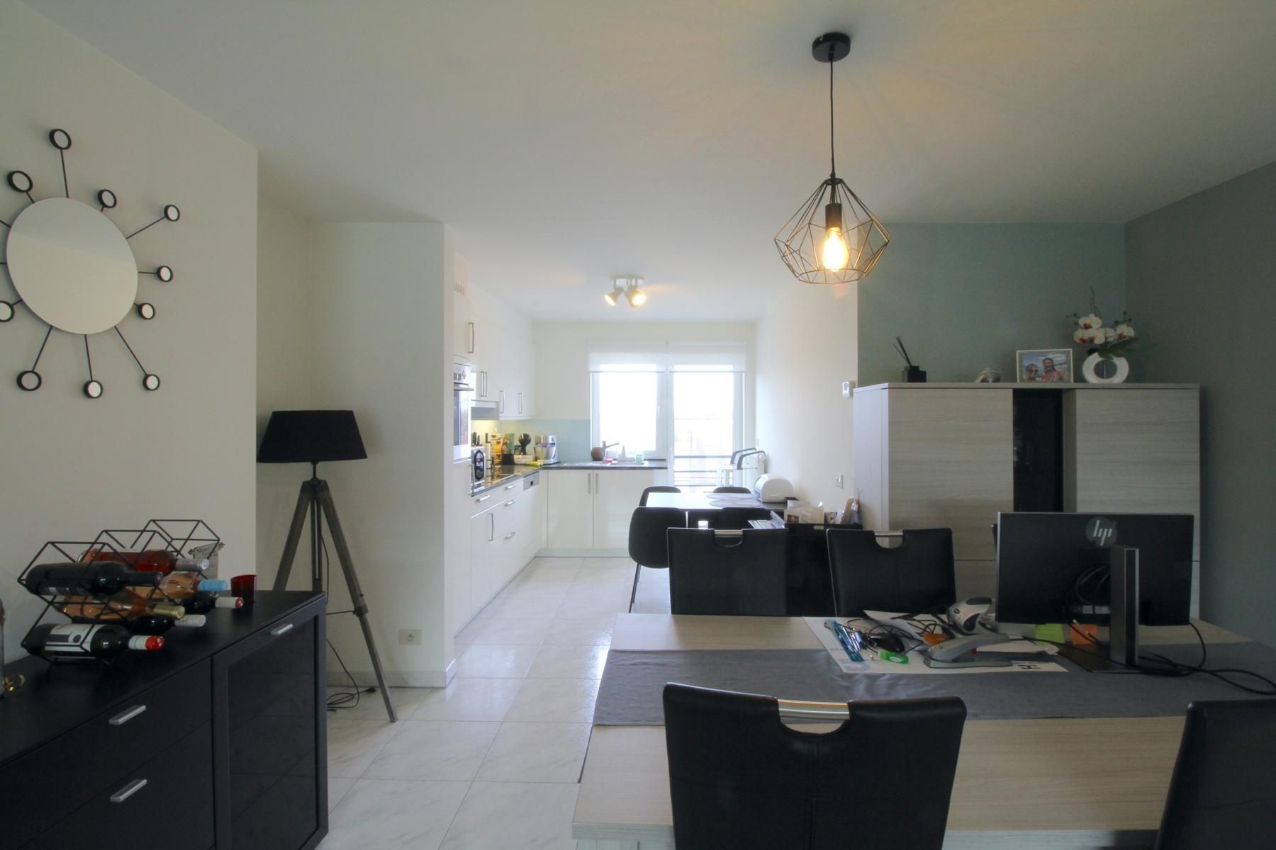 Instapklaar appartement met 1 slaapkamer en zonneterras foto 4