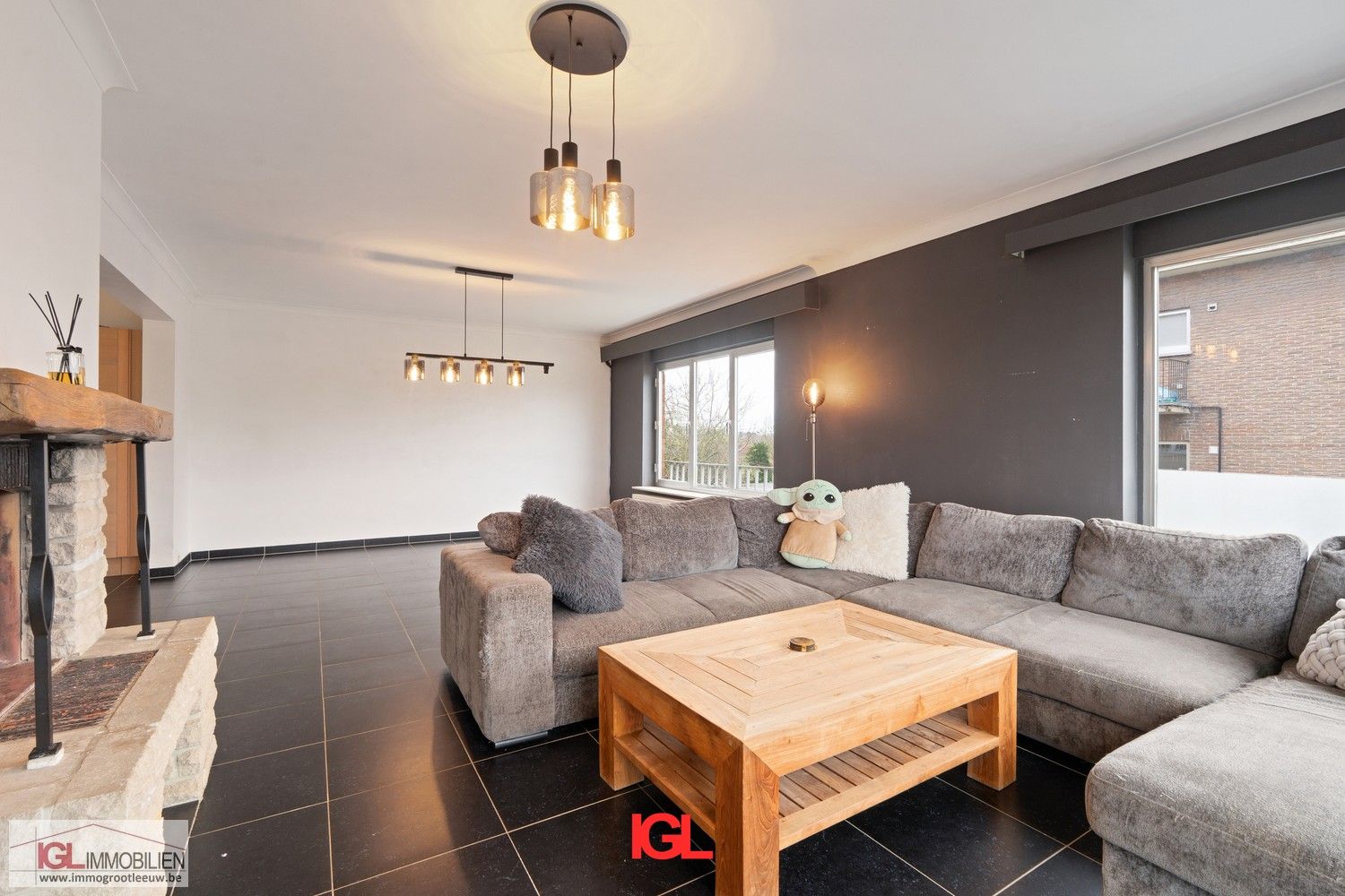 Ruim en licht appartement met 3 slaapkamers, groot terras en garage nabij centrum Sint-Pieters-Leeuw foto 9