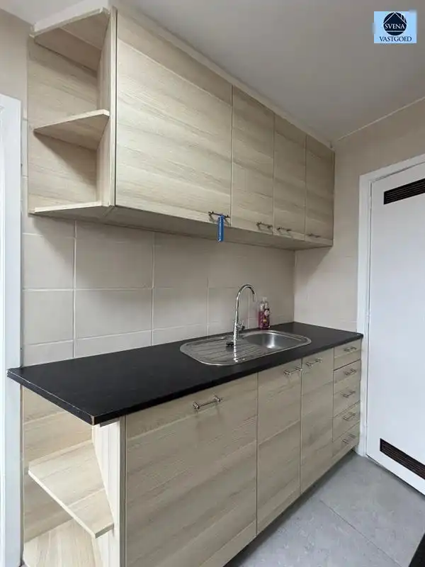 APPARTEMENT MET 2 KAMERS EN GARAGE foto 4