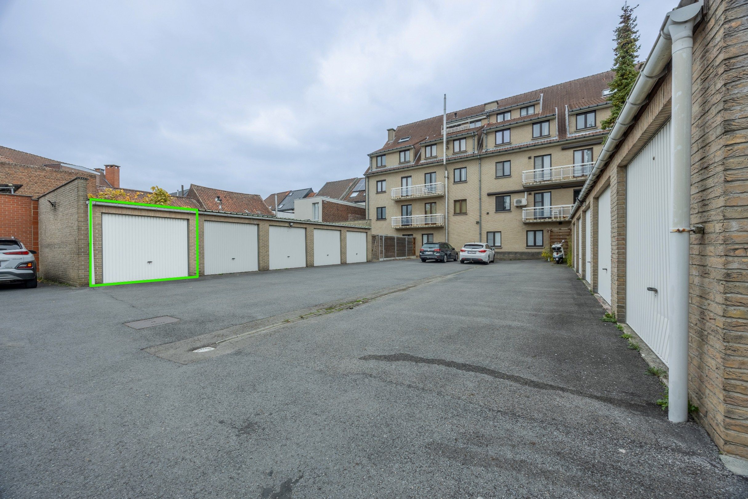 CENTRAAL GELEGEN APPARTEMENT MET GARAGE foto 10