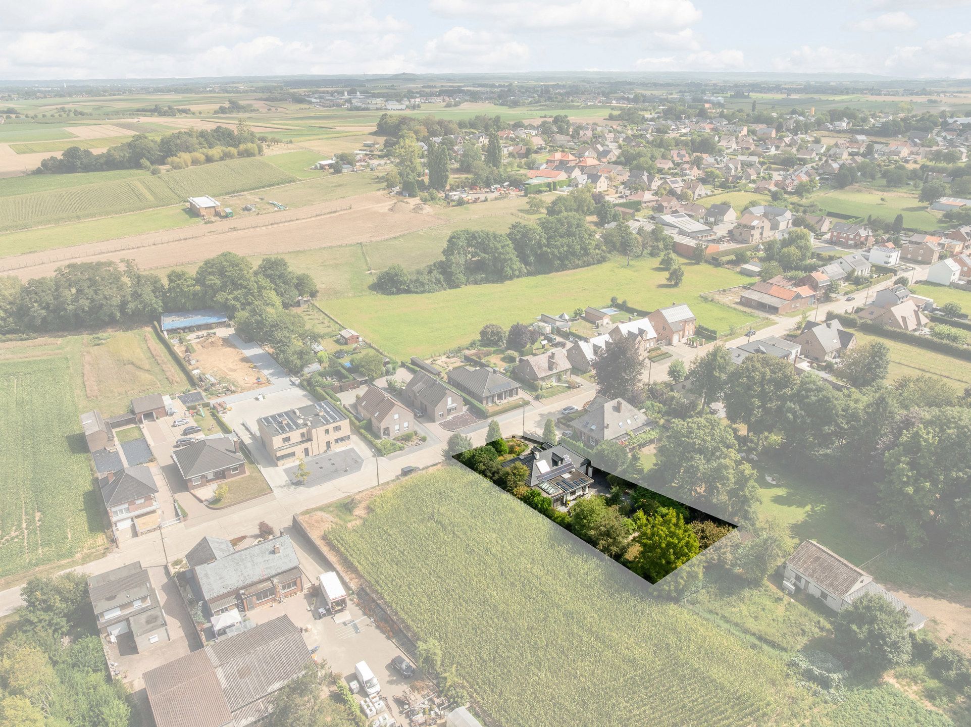 Vrijstaande gezinswoning met 228m2 woonopp. te Herderen foto 31