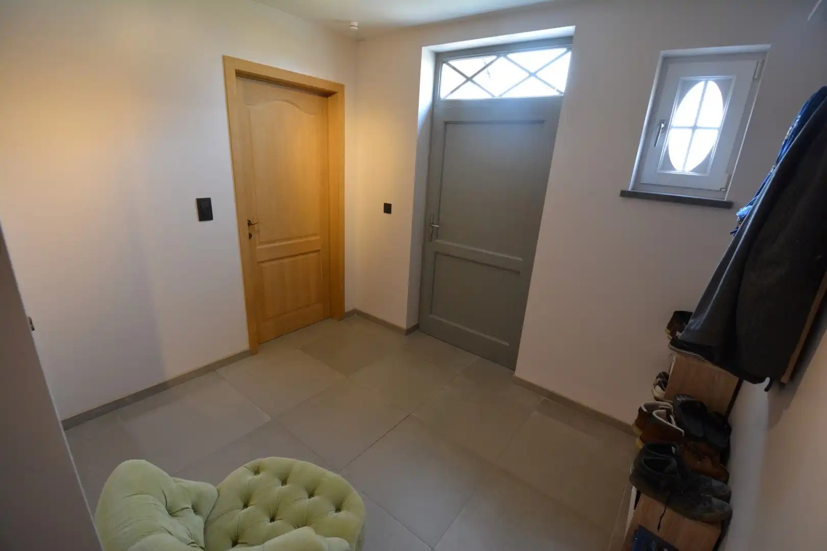 Ruime en recente halfopen bebouwing met 3 volwaardige slaapkamers foto 9