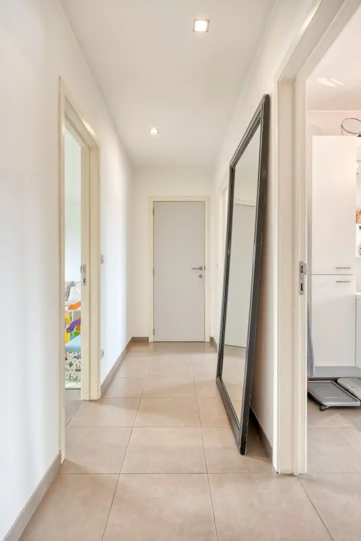 Unieke opbrengsteigendom met commercieel gedeelte en 2 ruime appartementen !  foto 25