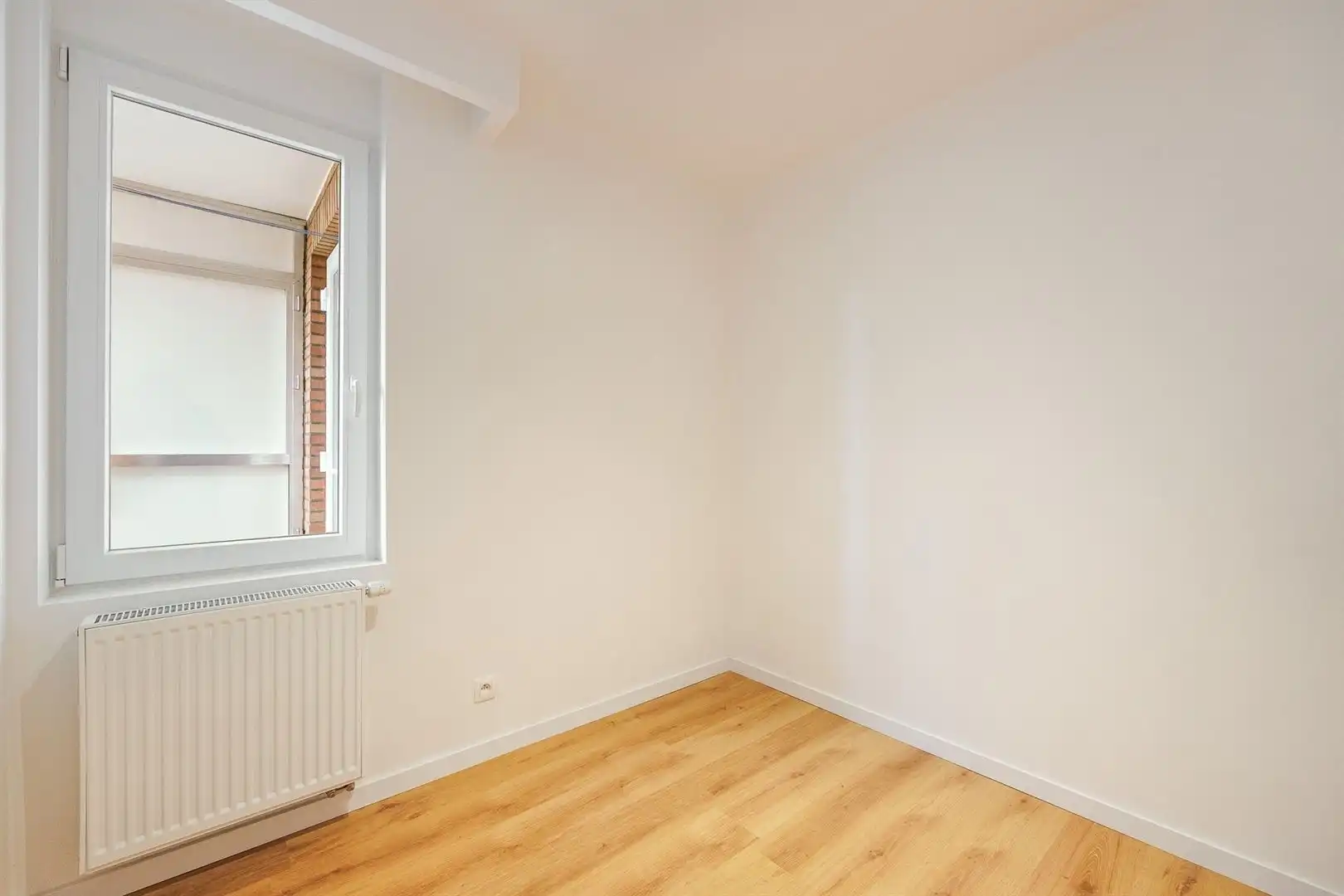 EPC B! Prachtig gerenoveerd appartement in doodlopende straat zonder bovenburen foto 18