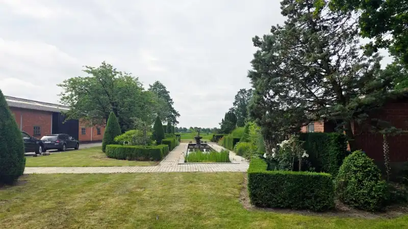 Woning met magazijn te huur foto 11