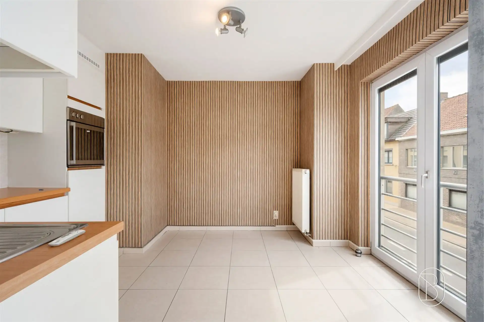 Ruim appartement met 2 slpk op topligging in Oostrozebeke foto 5