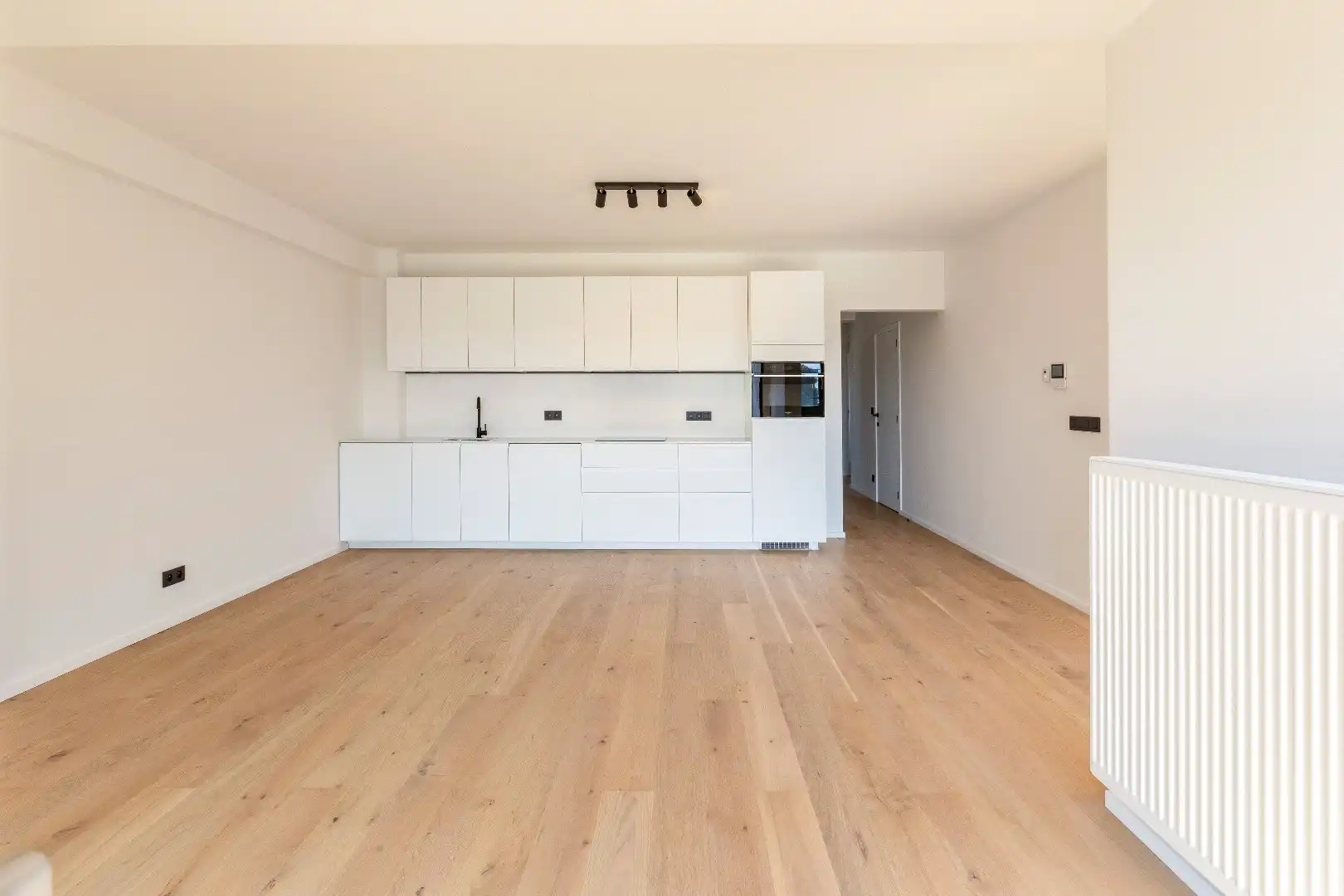 Prachtig gerenoveerd 3 slaapkamerappartement te Sint-Lievenslaan foto 10