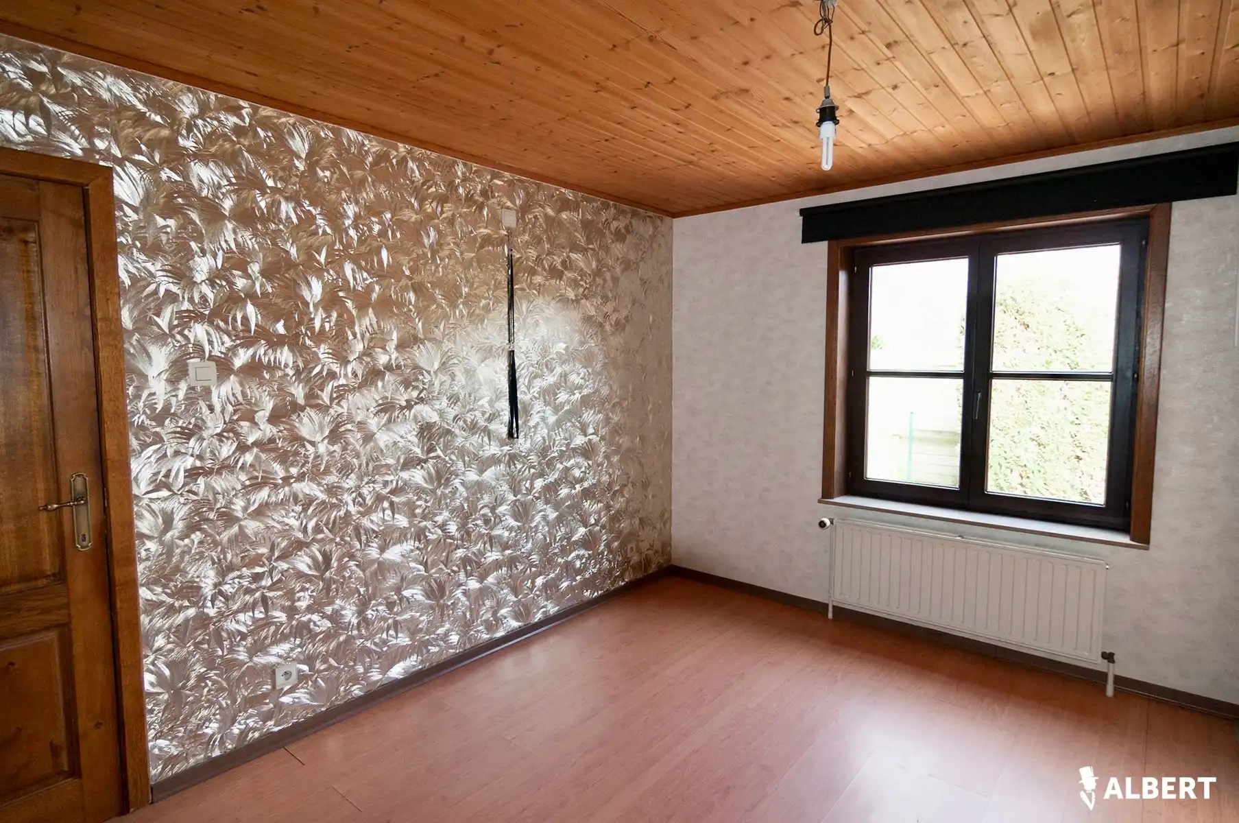 Ruime instapklare woning op toplocatie met tuin en bijgebouw foto 17