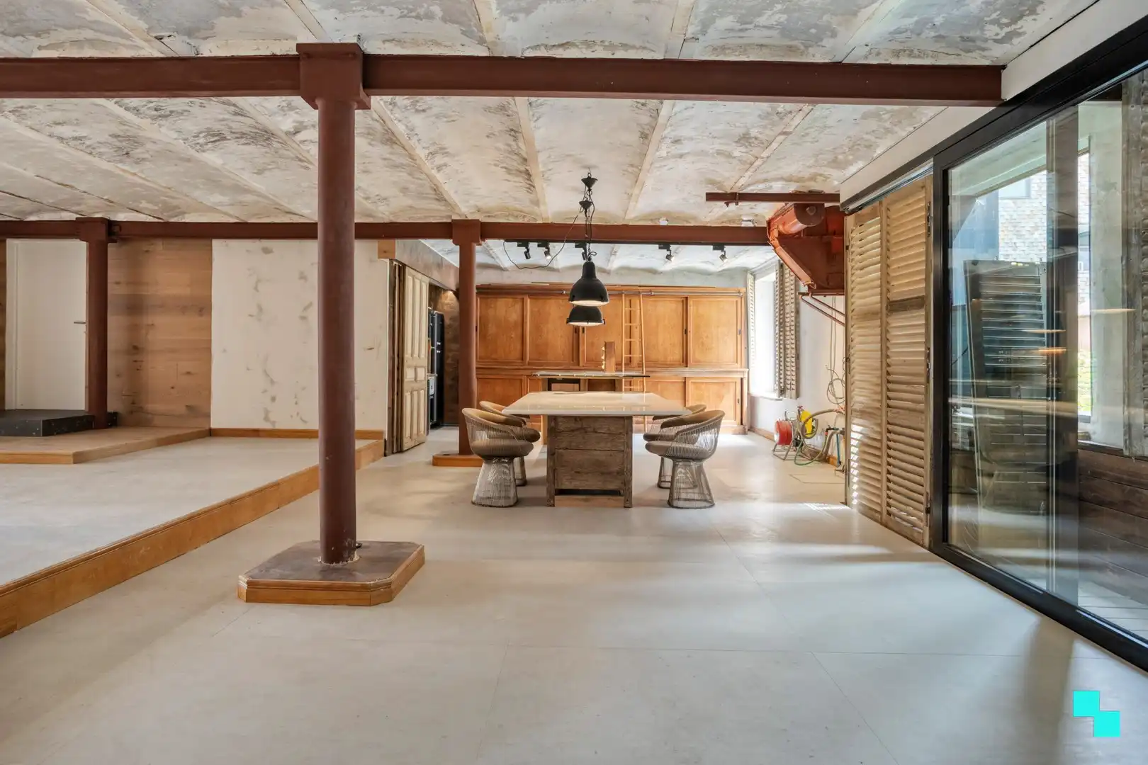 Gelijkvloerse, karaktervolle loft op voormalige brouwerijsite te Brugge foto 9