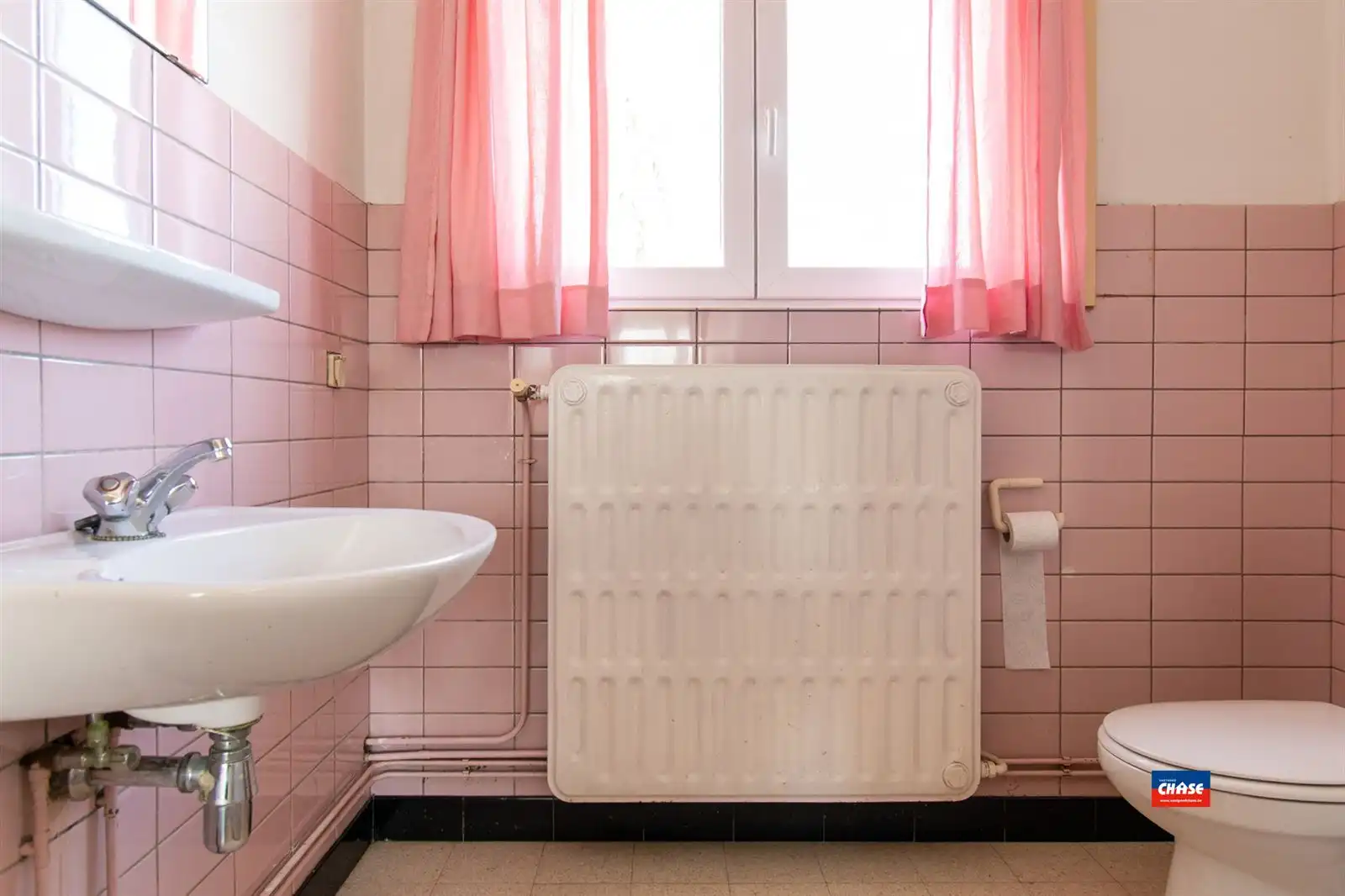 Op te frissen woning met 3 slpks + tuin foto 7