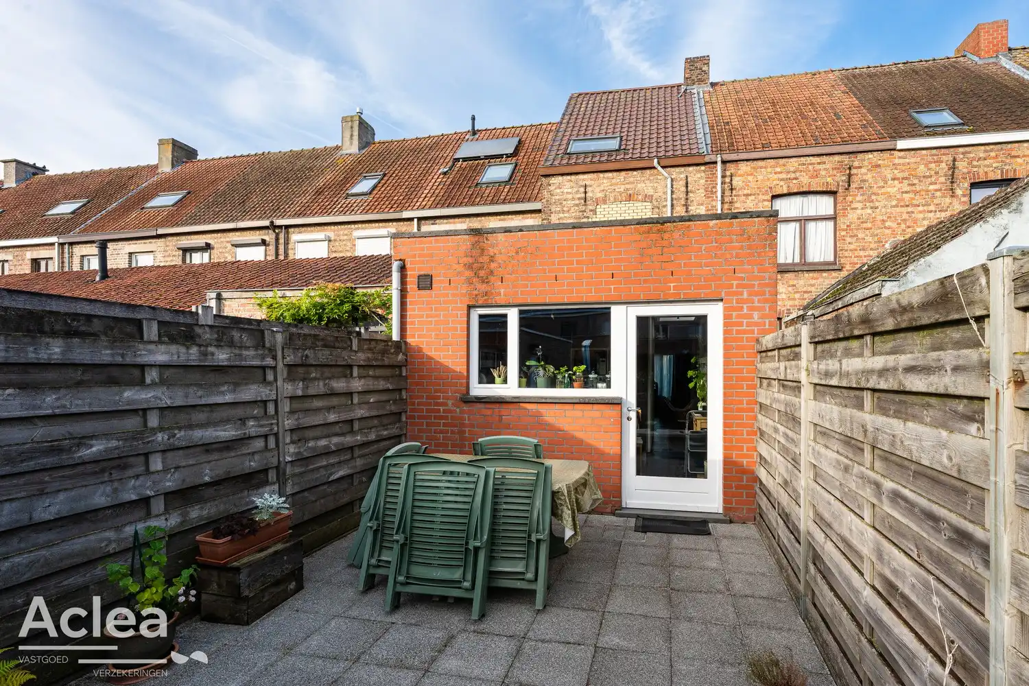 Goed gelegen woning met 3 slaapkamers én garage foto 9