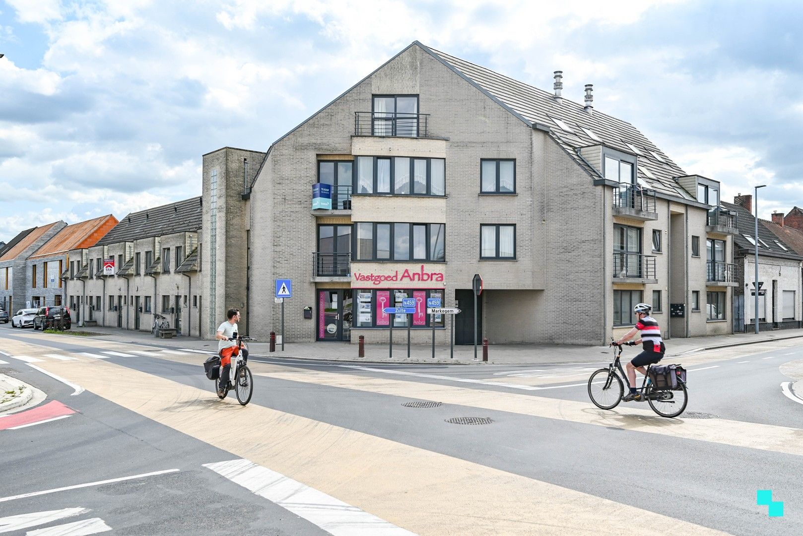 Ruim, energiezuinig duplexappartement nabij centrum Dentergem foto 3