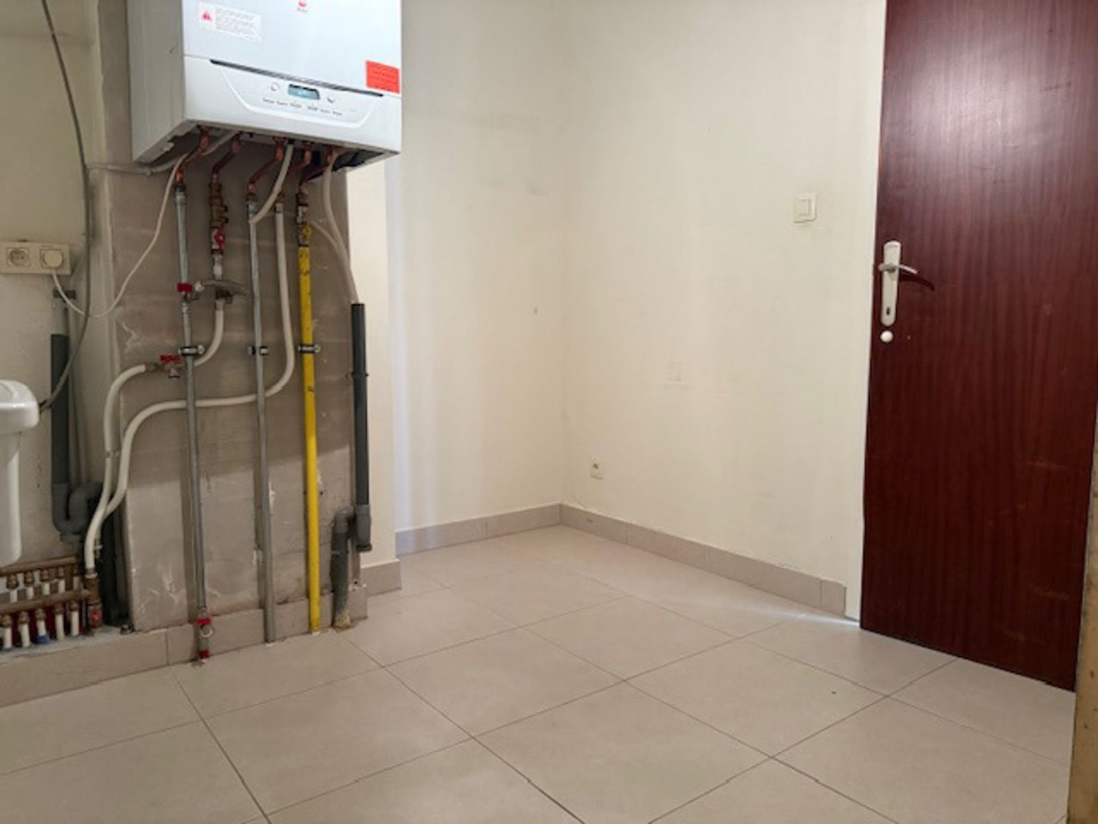 Te huur: zeer ruim appartement aan de rand van centrum Aalst  foto 8