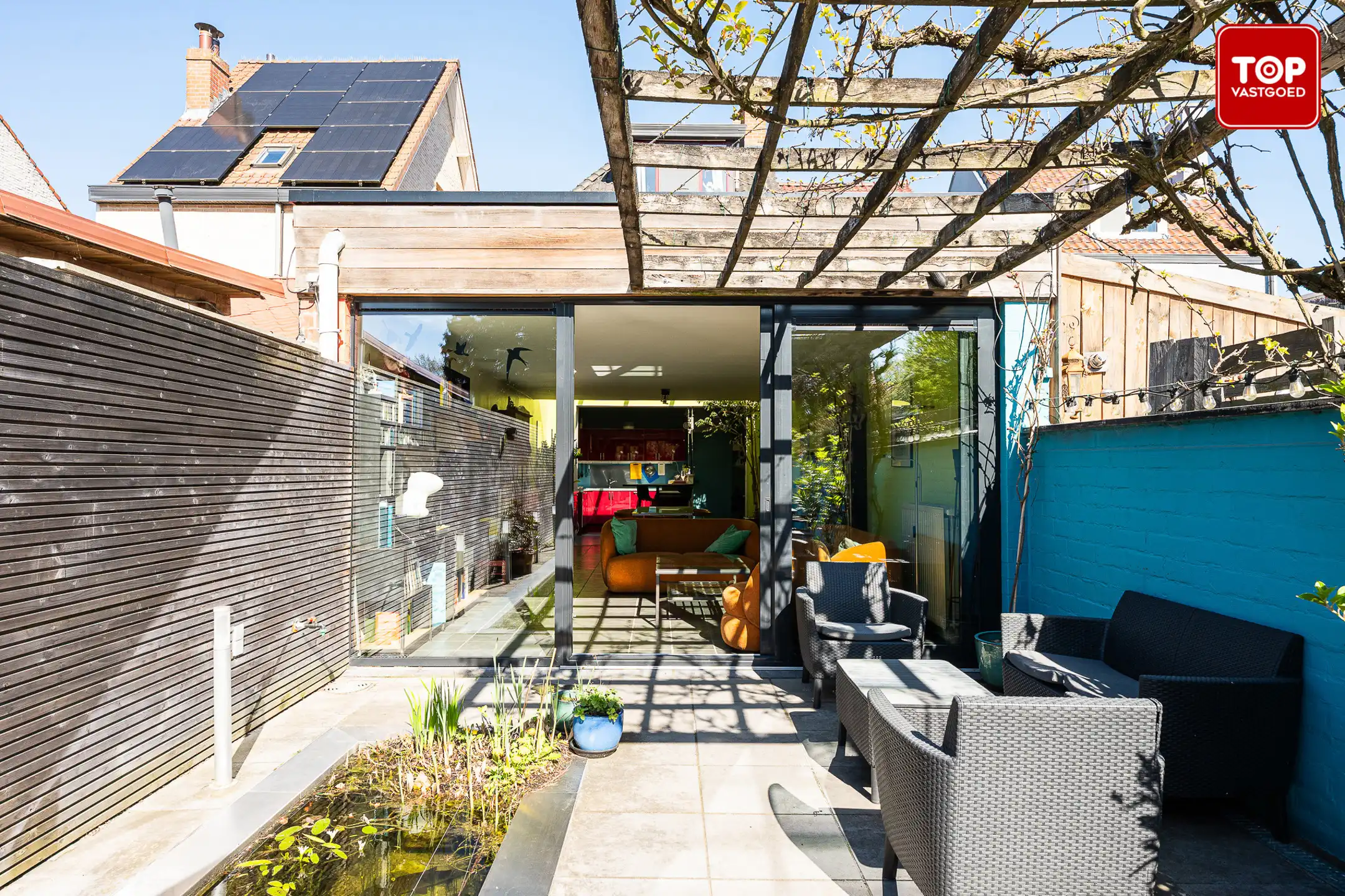 Instapklare woning met 4 slaapkamers, garage en prachtige tuin.  foto 10